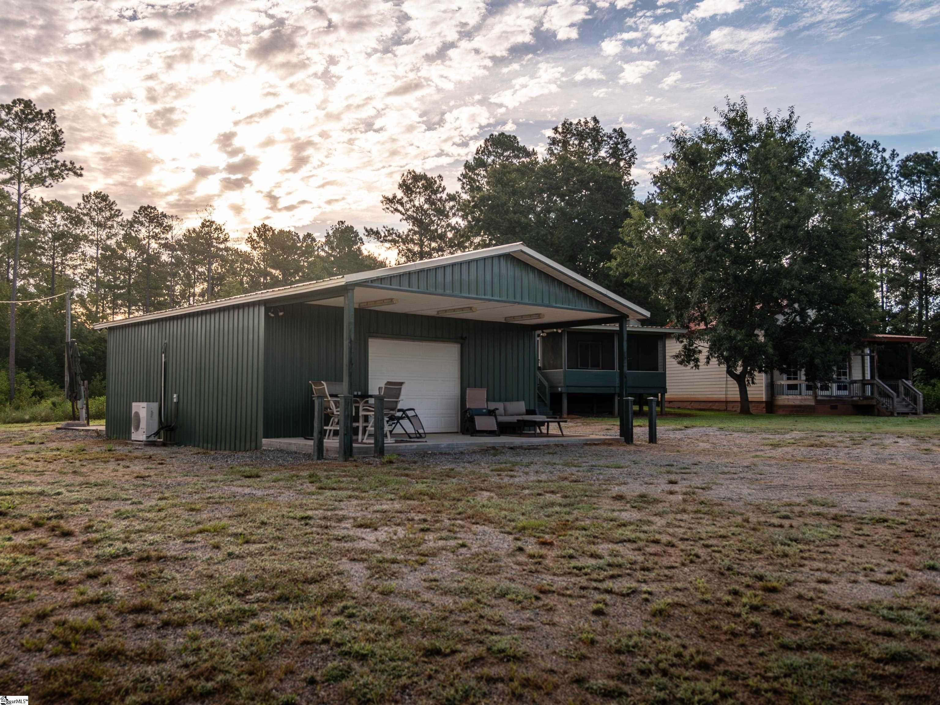 2221 Sc Highway Abbeville, SC 29620