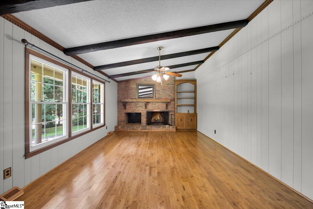12 Lantern Drive Greer, SC 29651