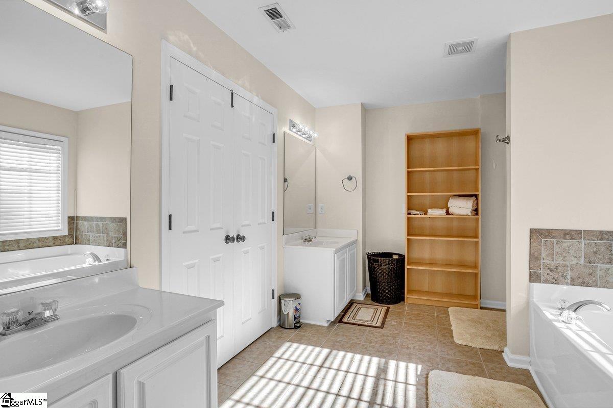 105 Saddlebrook Lane Greenville, SC 29607