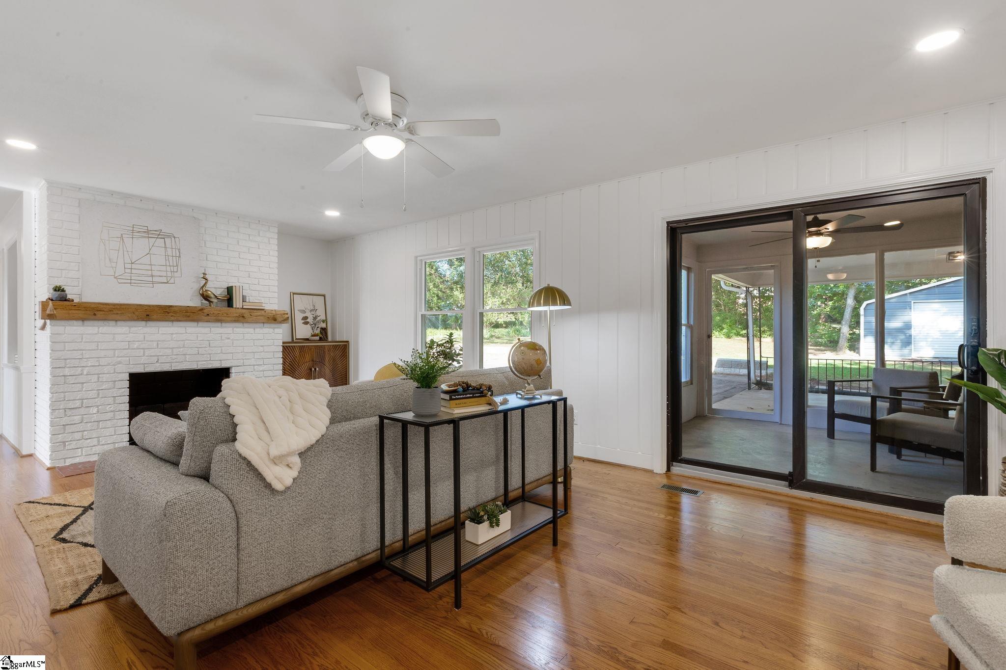 128 Saint James Drive Spartanburg, SC 29301