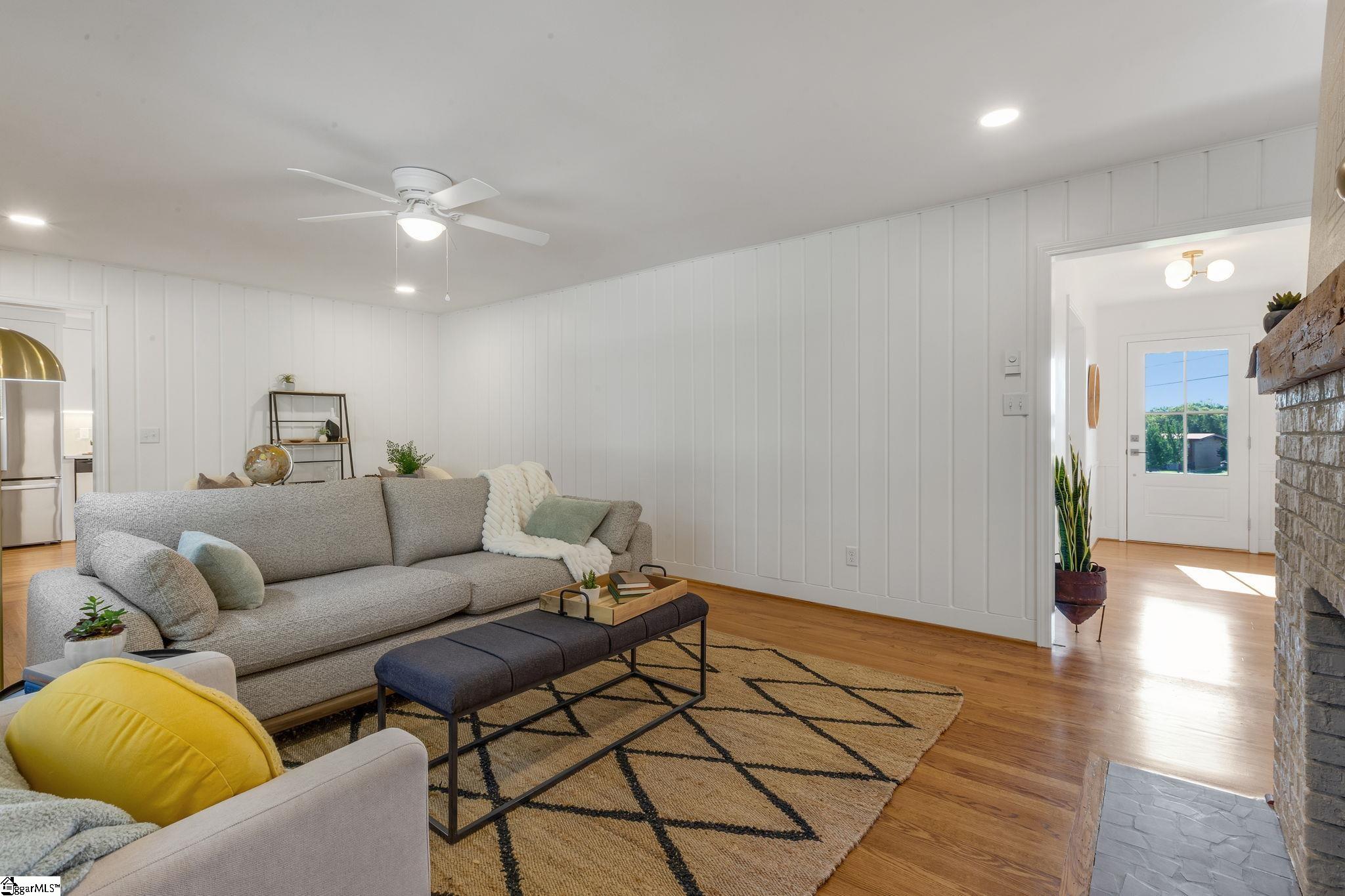 128 Saint James Drive Spartanburg, SC 29301