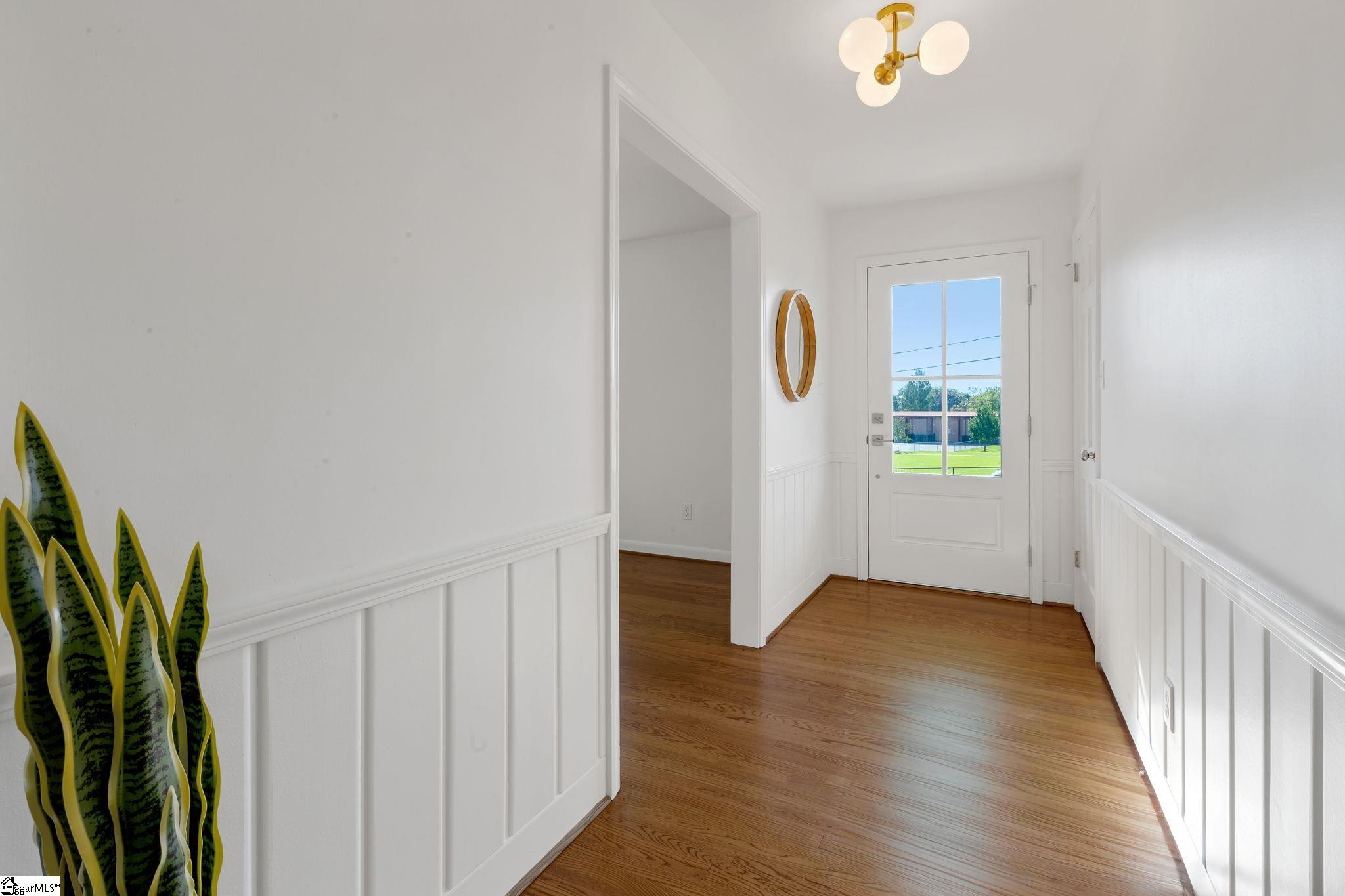 128 Saint James Drive Spartanburg, SC 29301