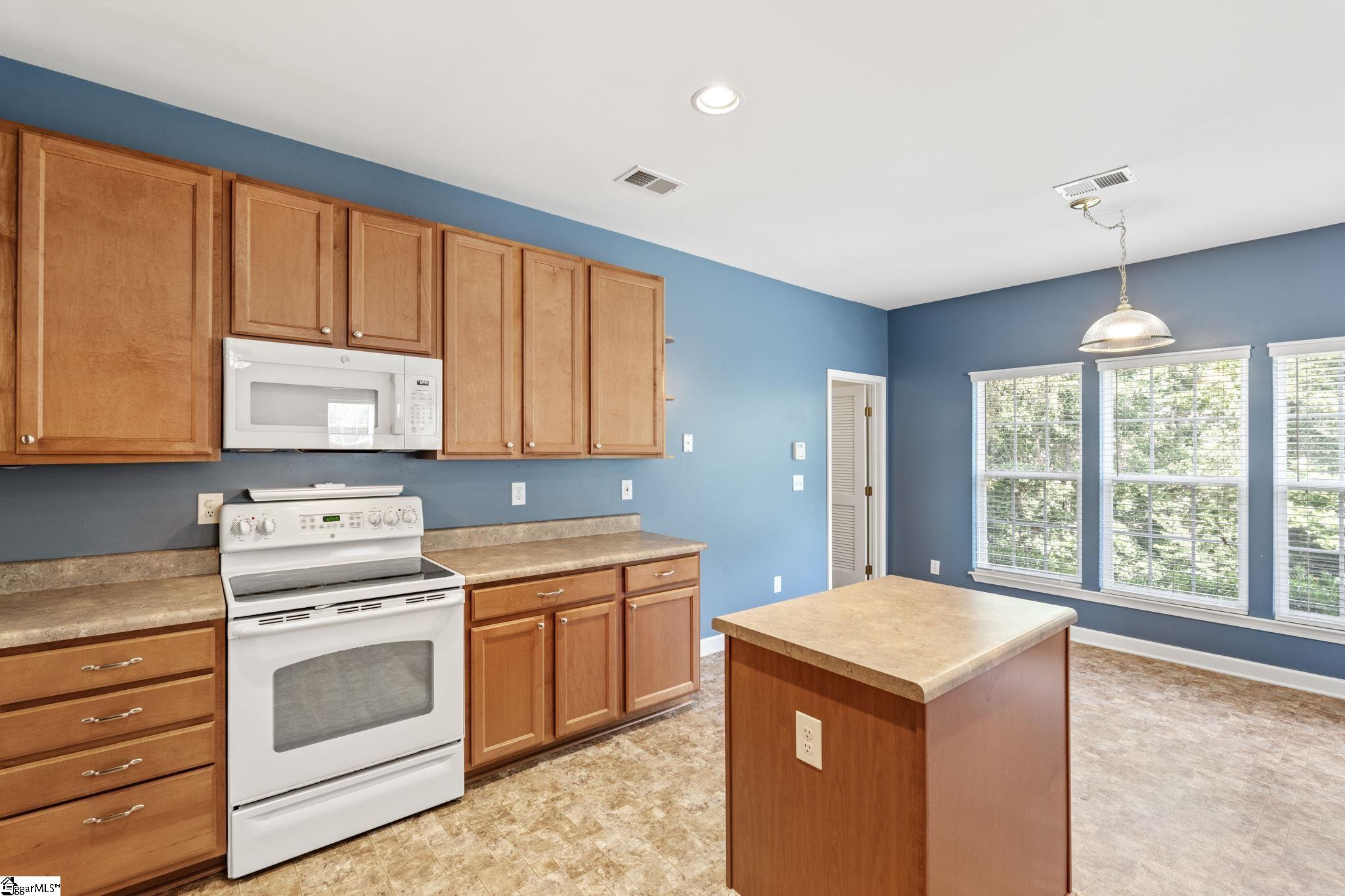 106 Armistead Lane Easley, SC 29642
