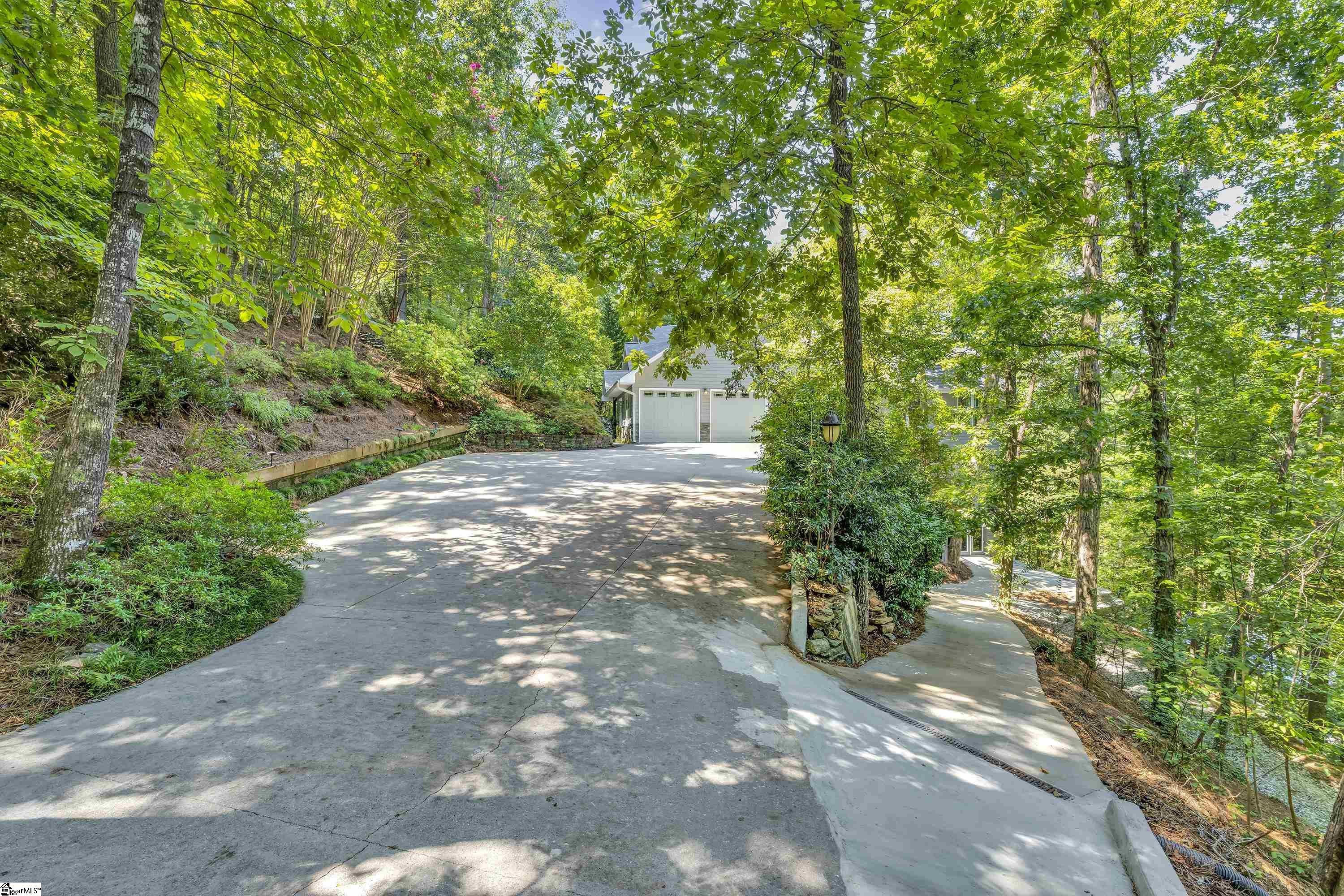 30 Gulf Stream Lane Salem, SC 29676