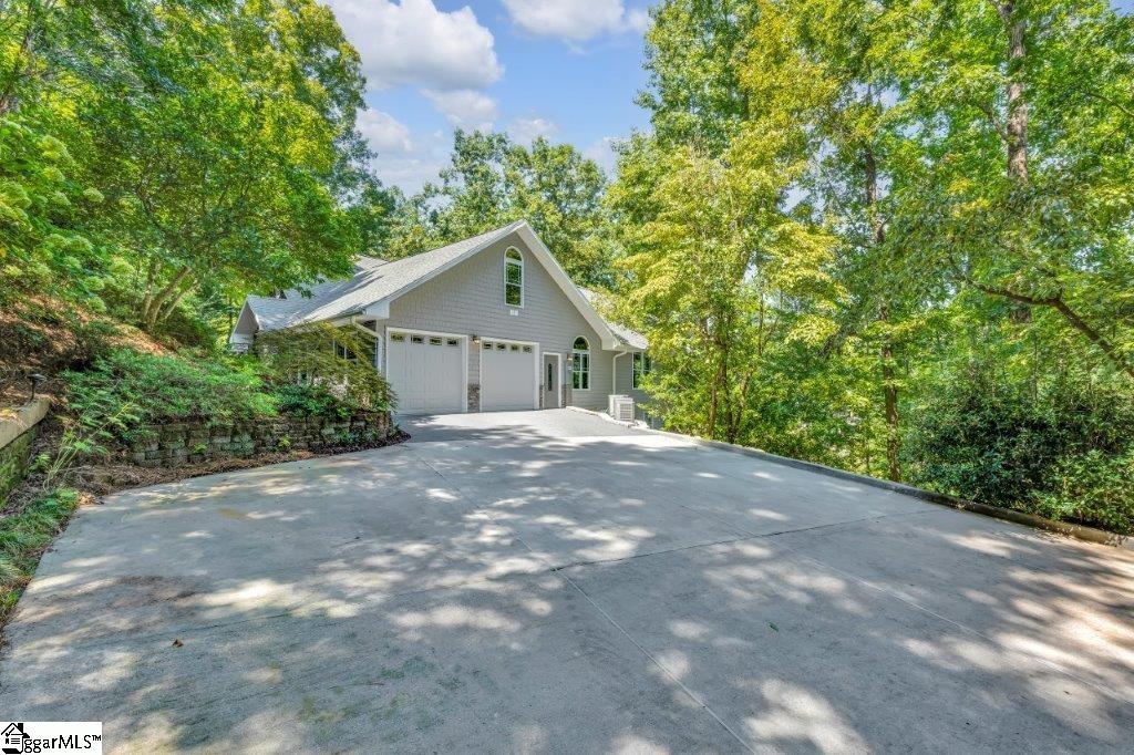 30 Gulf Stream Lane Salem, SC 29676