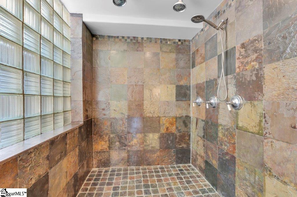 30 Gulf Stream Lane Salem, SC 29676