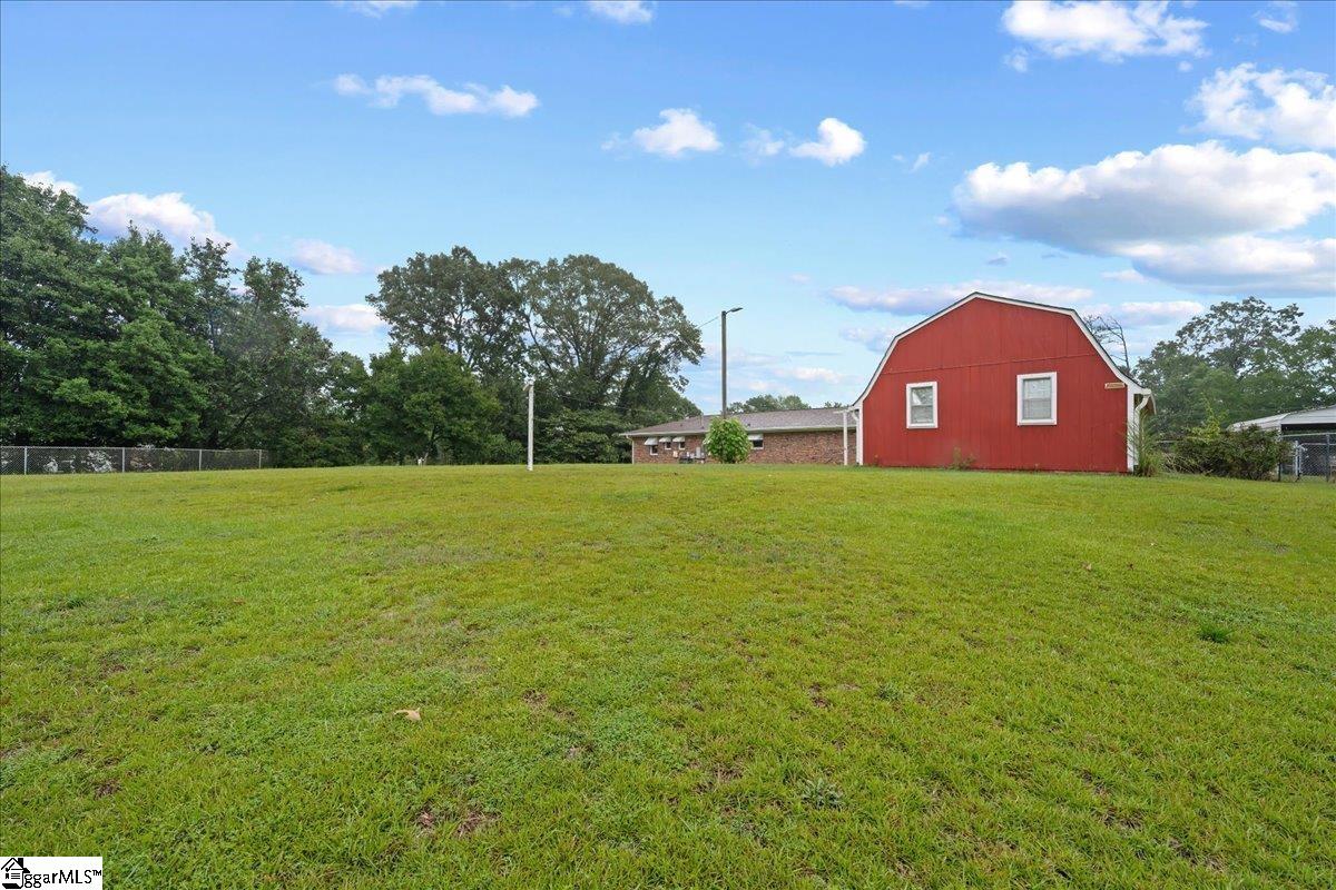 1473 E Tamassee Drive Seneca, SC 29672