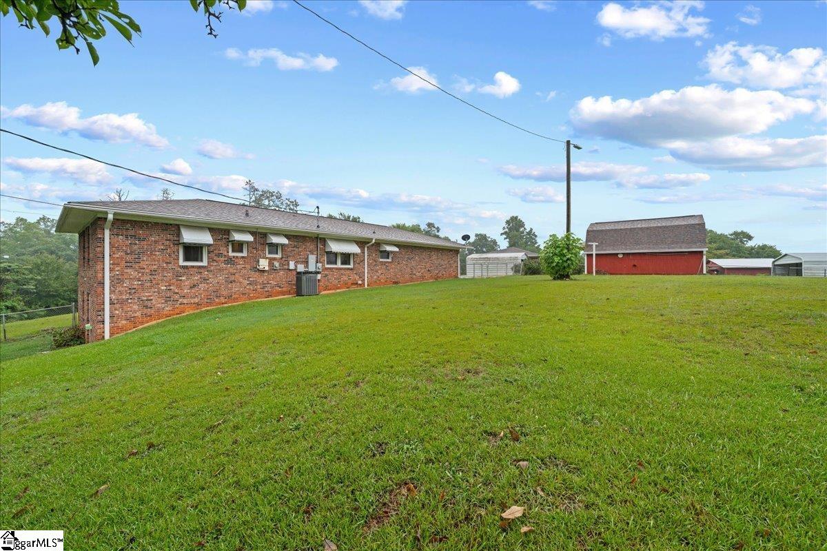 1473 E Tamassee Drive Seneca, SC 29672