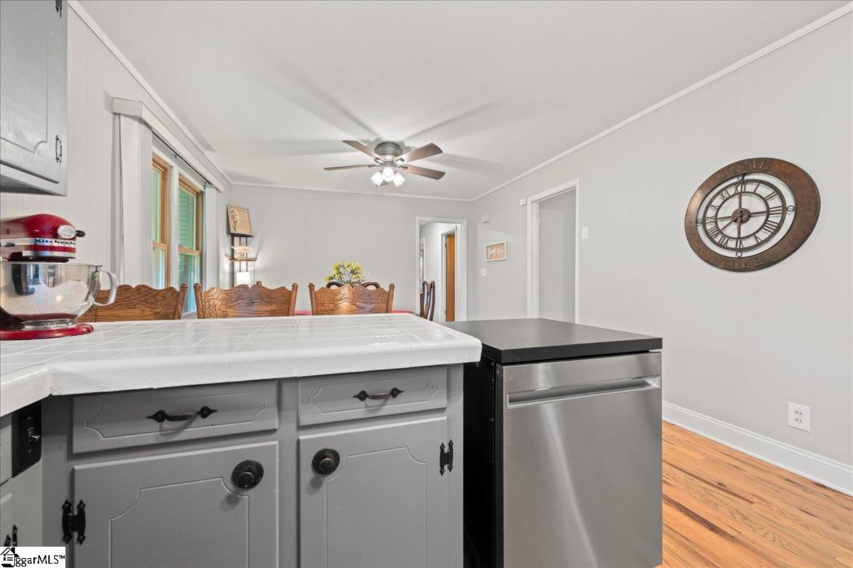 1473 E Tamassee Drive Seneca, SC 29672