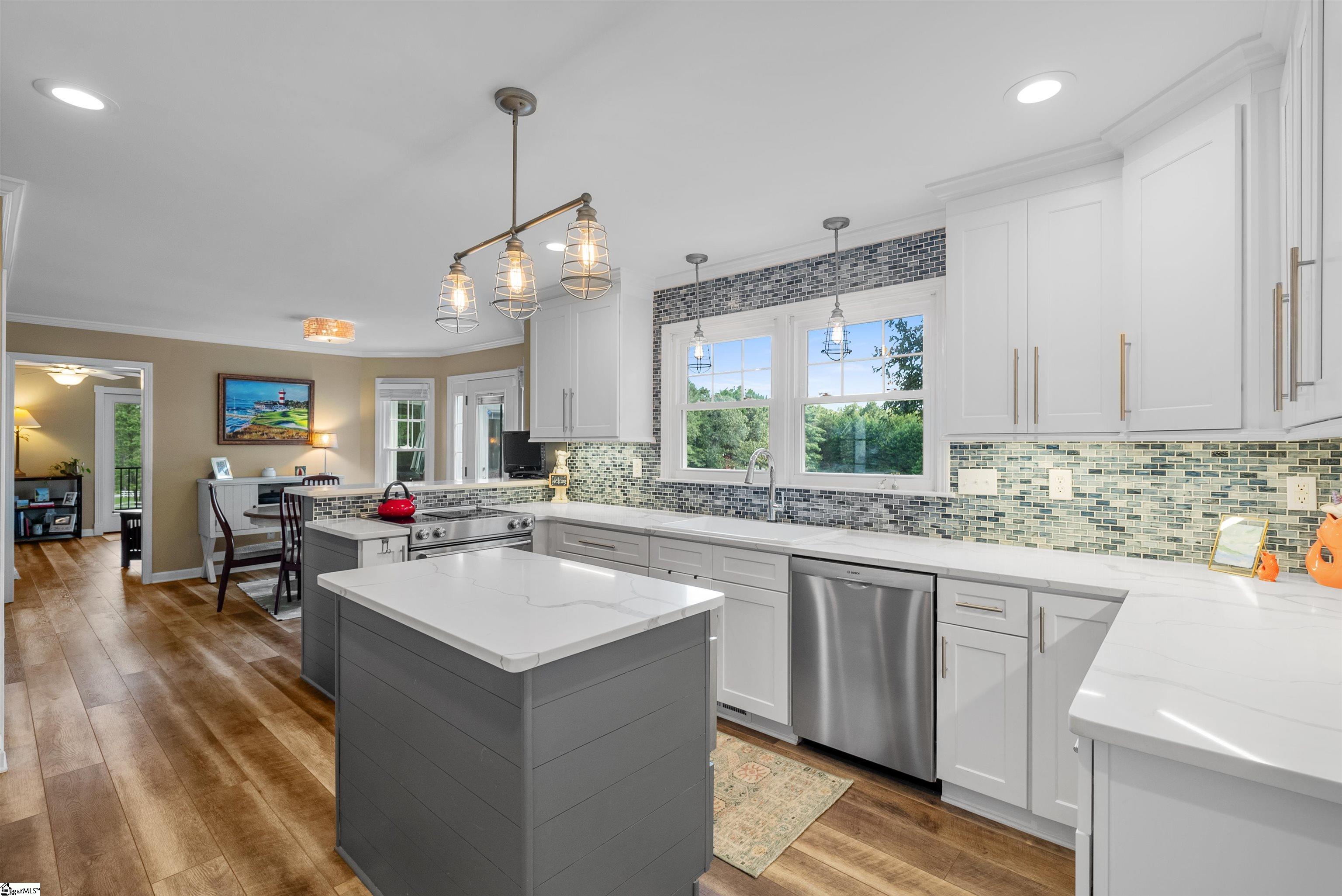 208 Bruce Meadow Road Simpsonville, SC 29681