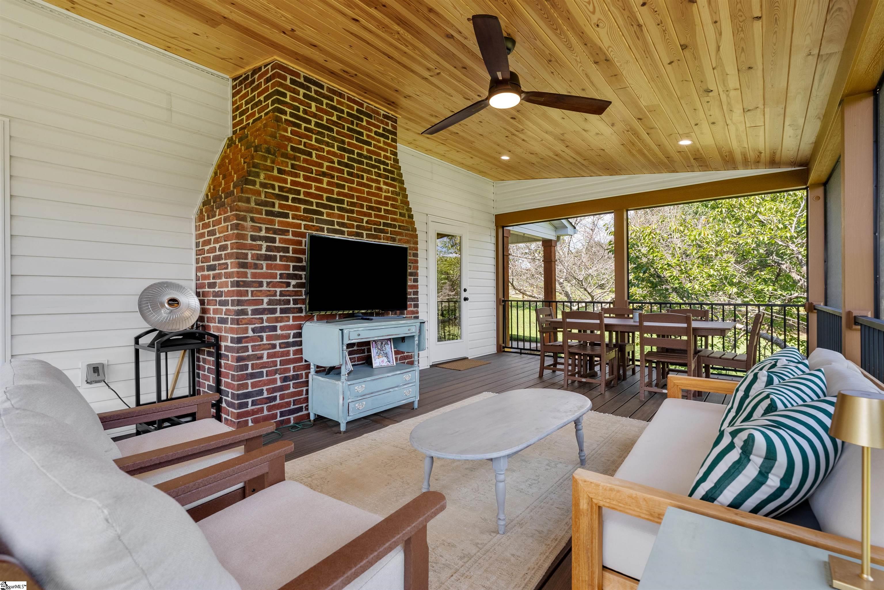 208 Bruce Meadow Road Simpsonville, SC 29681