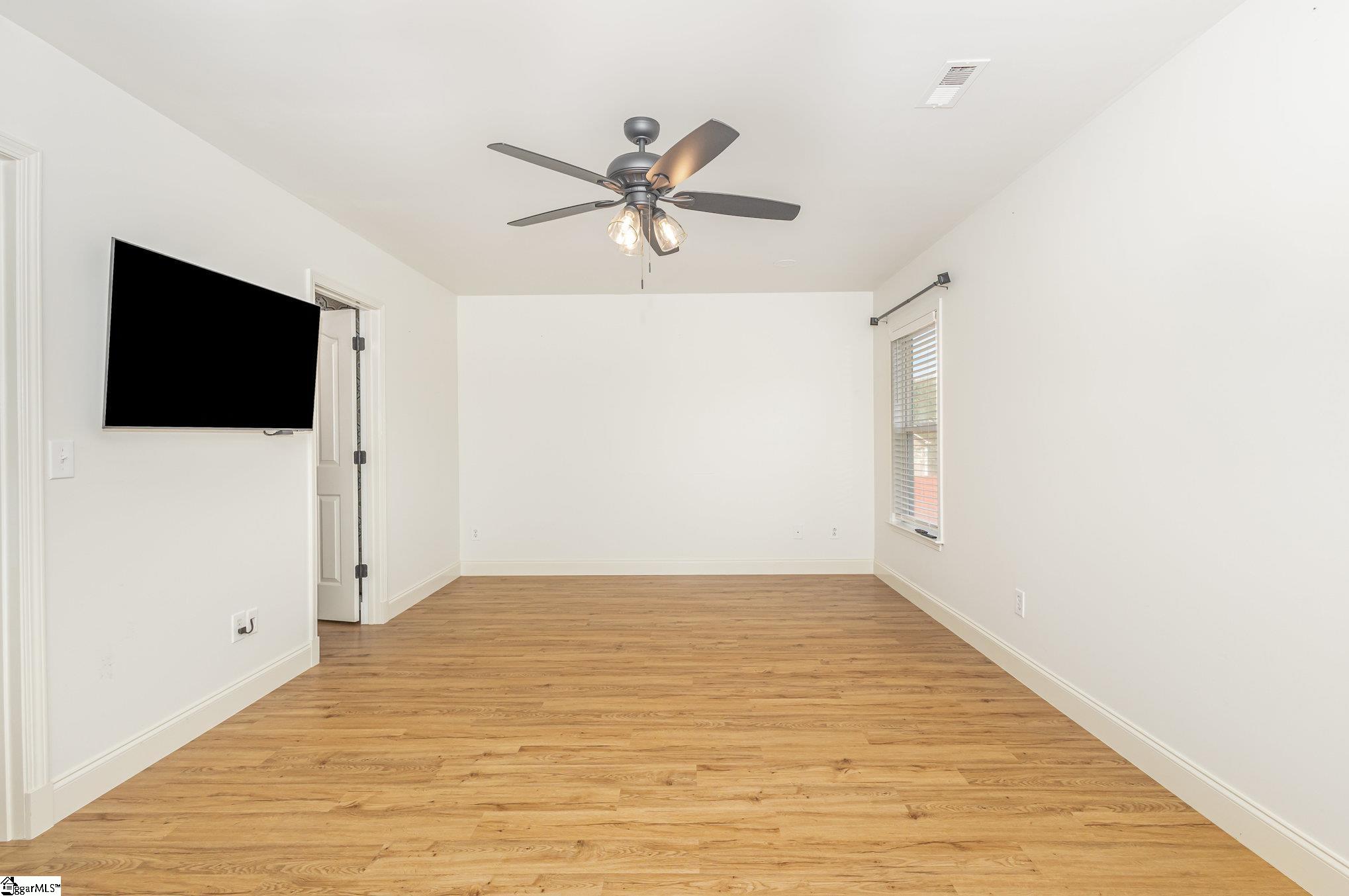 662 Branch View Drive Boiling Springs, SC 29316
