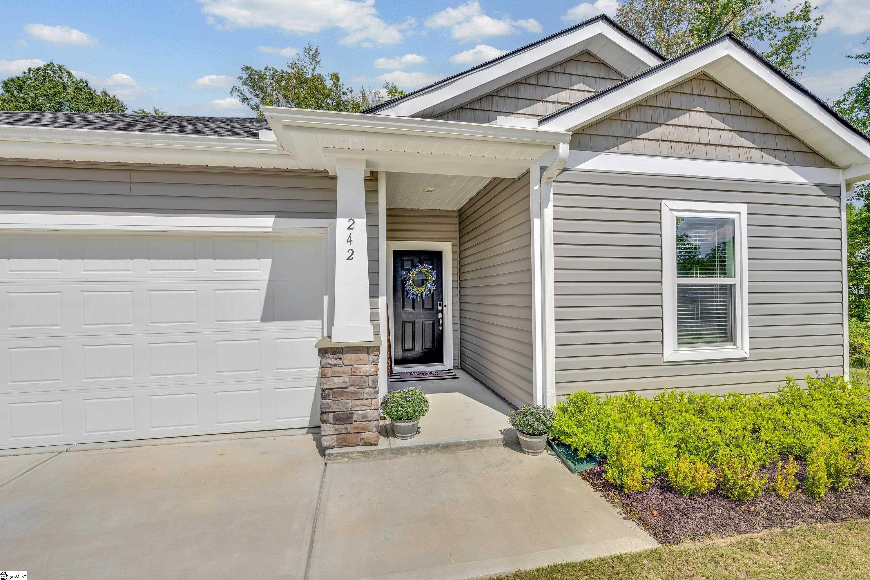 242 Addysons Way Fountain Inn, SC 29644