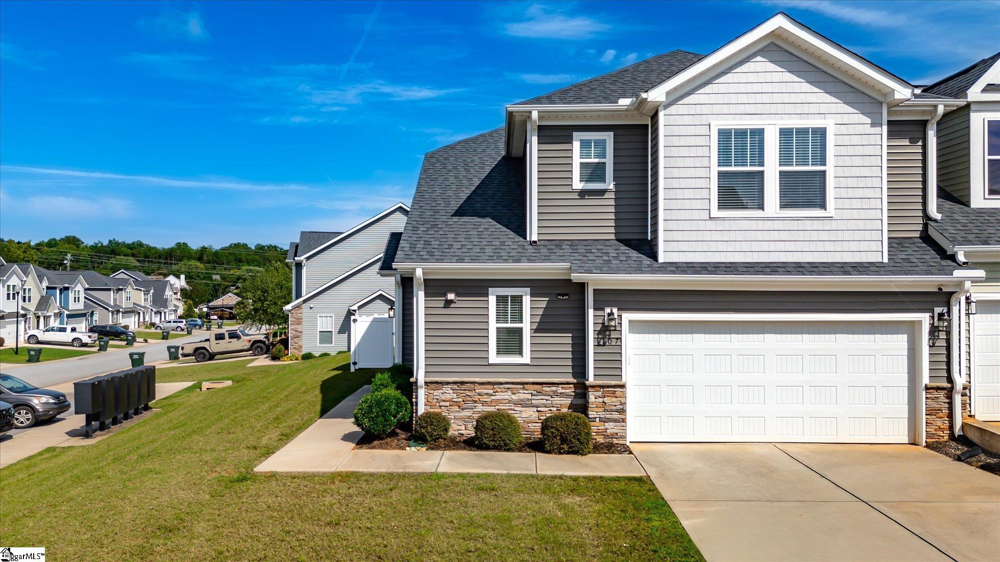 107 Pine Hollow Place Easley, SC 29642