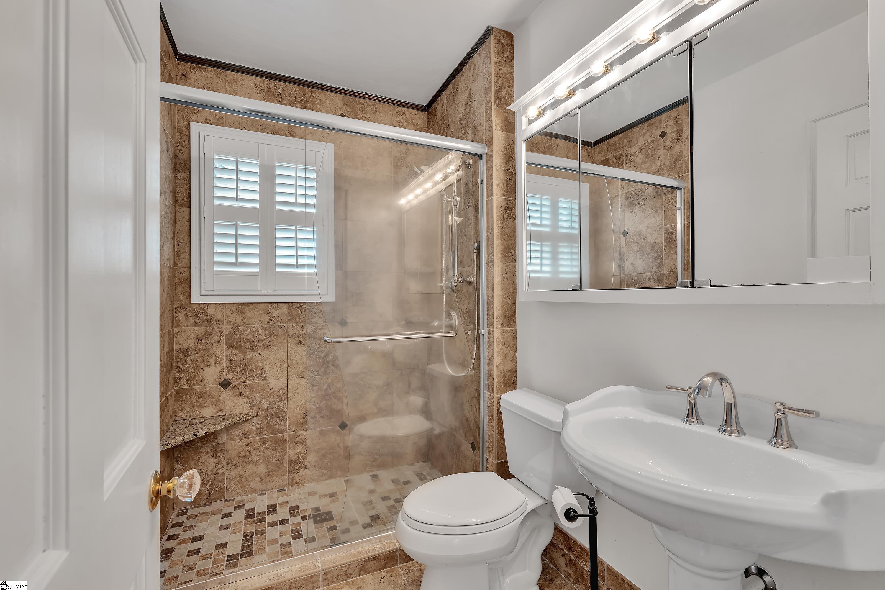 18 McAdoo Avenue Greenville, SC 29607