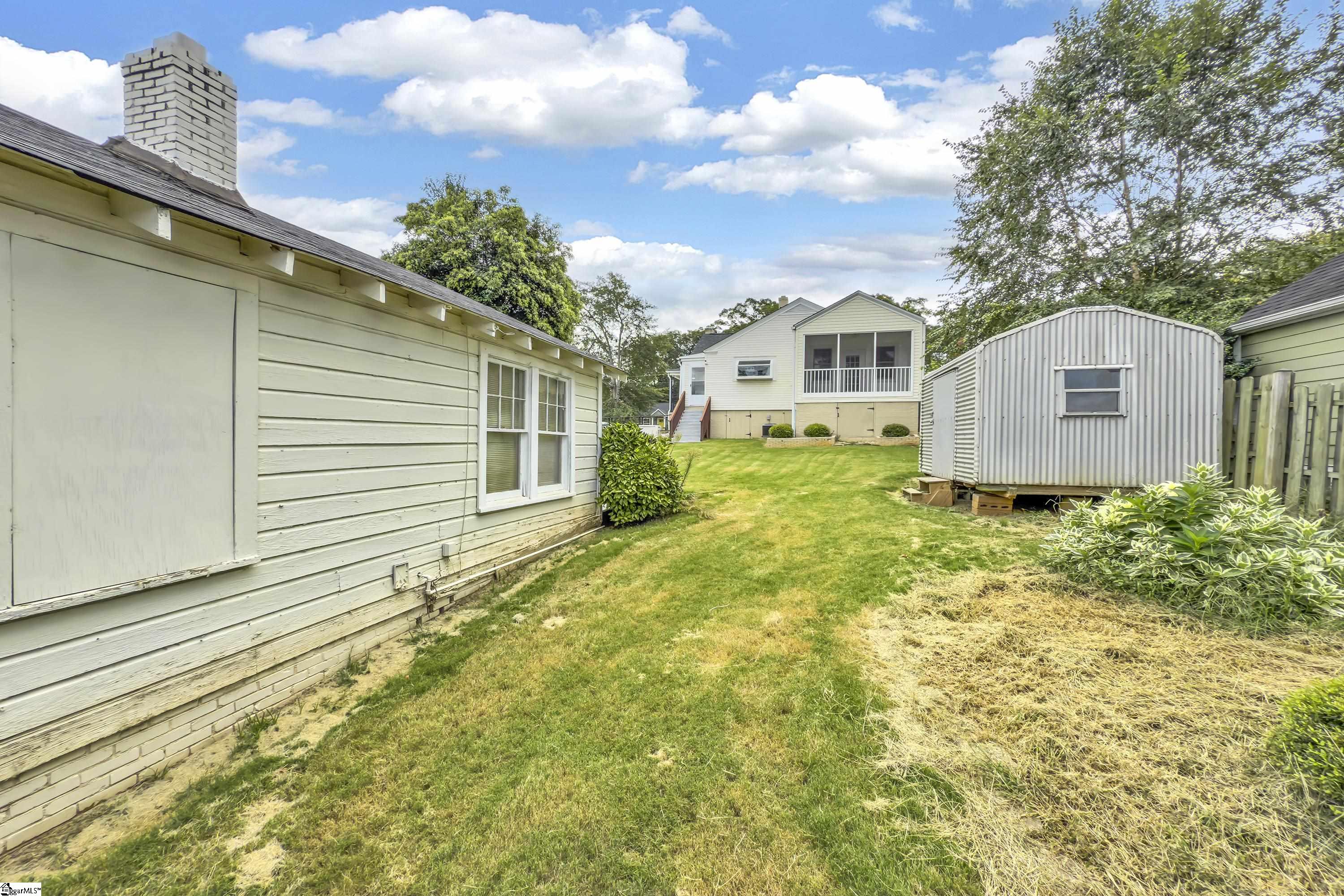 18 McAdoo Avenue Greenville, SC 29607