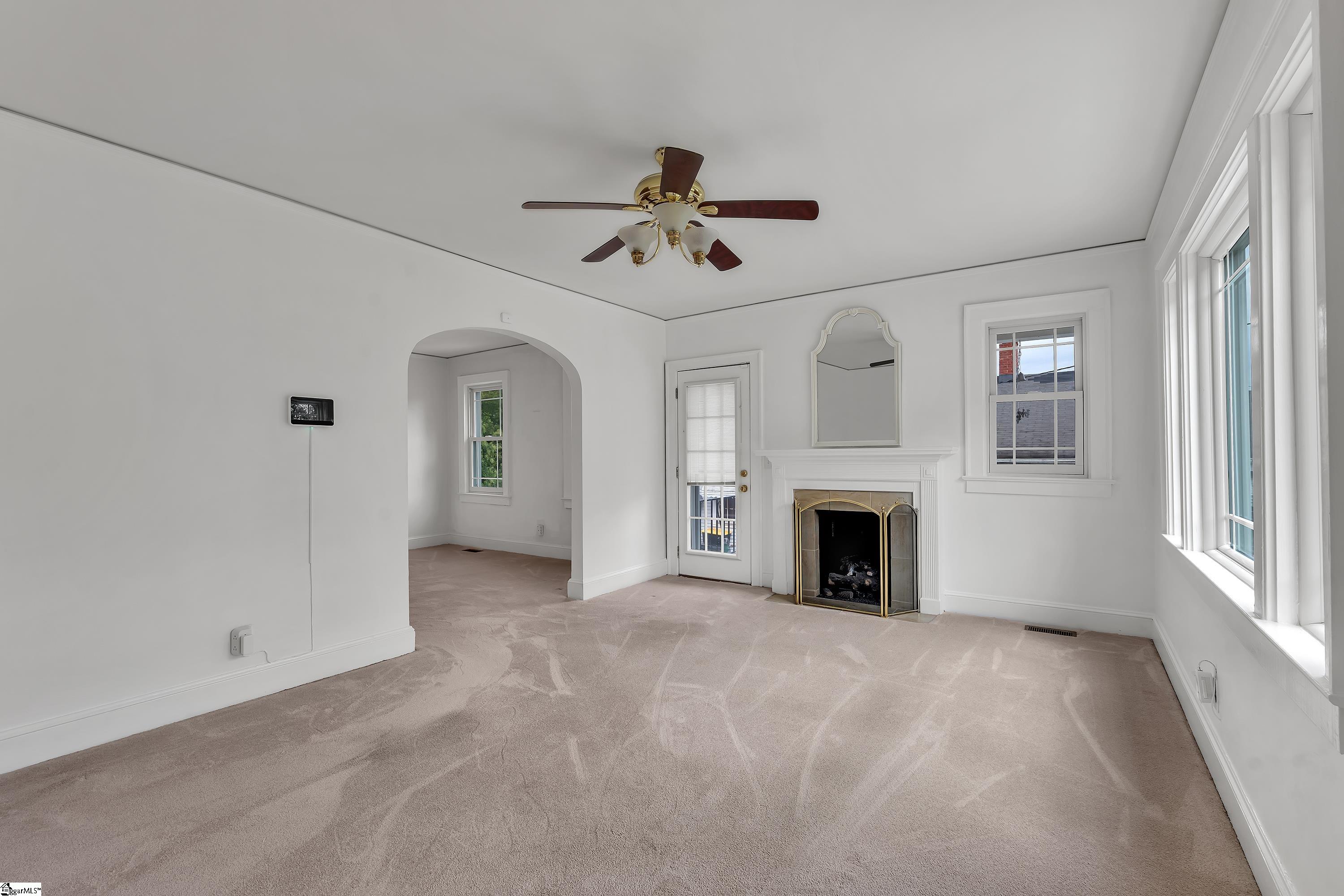 18 McAdoo Avenue Greenville, SC 29607