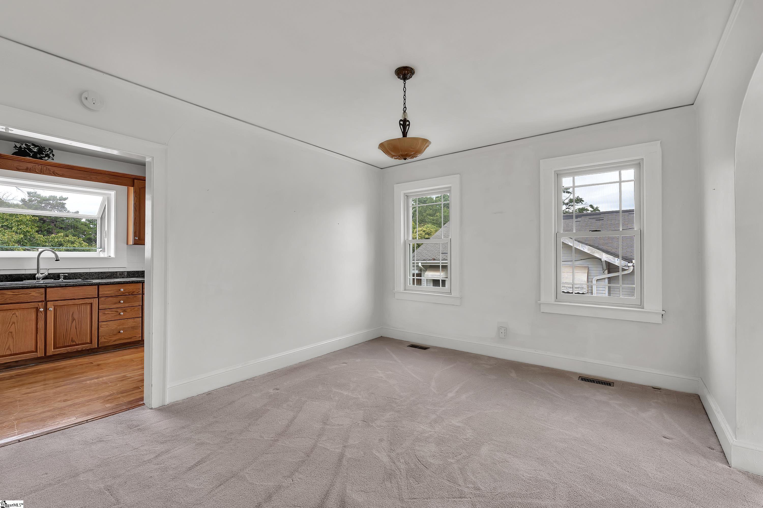 18 McAdoo Avenue Greenville, SC 29607