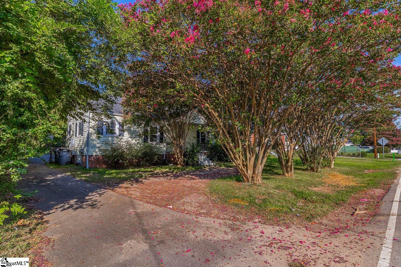 212 S Texas Avenue Greenville, SC 29611