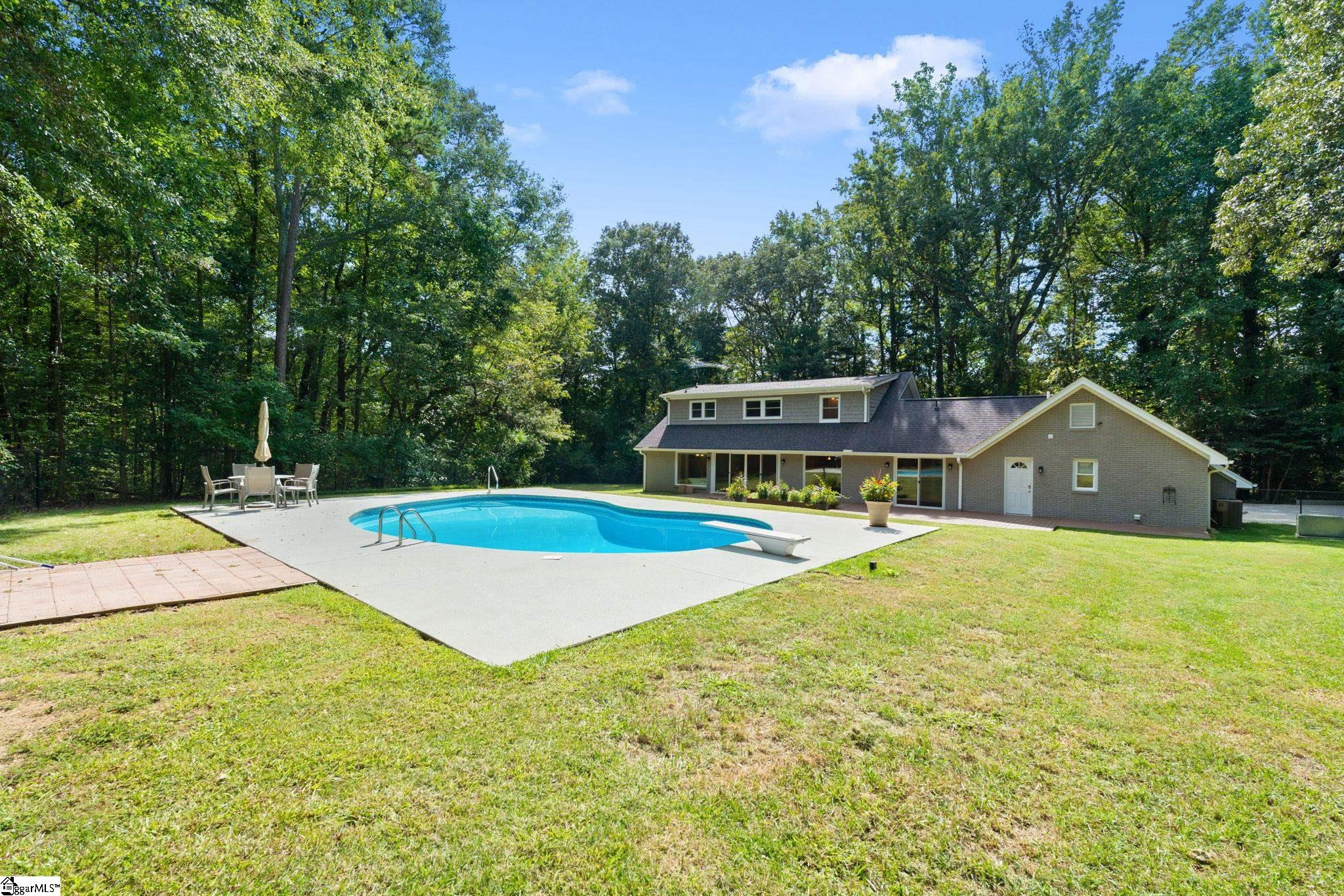 1110 W Georgia Road Simpsonville, SC 29680