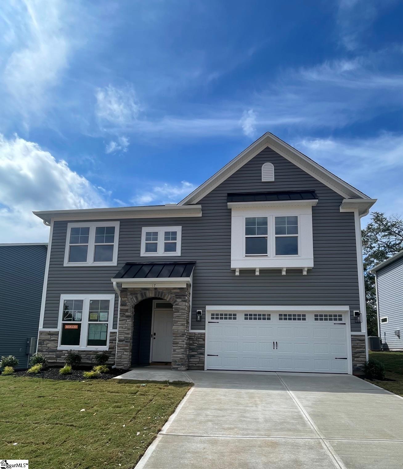17 Sweetgrass Street Central, SC 29630