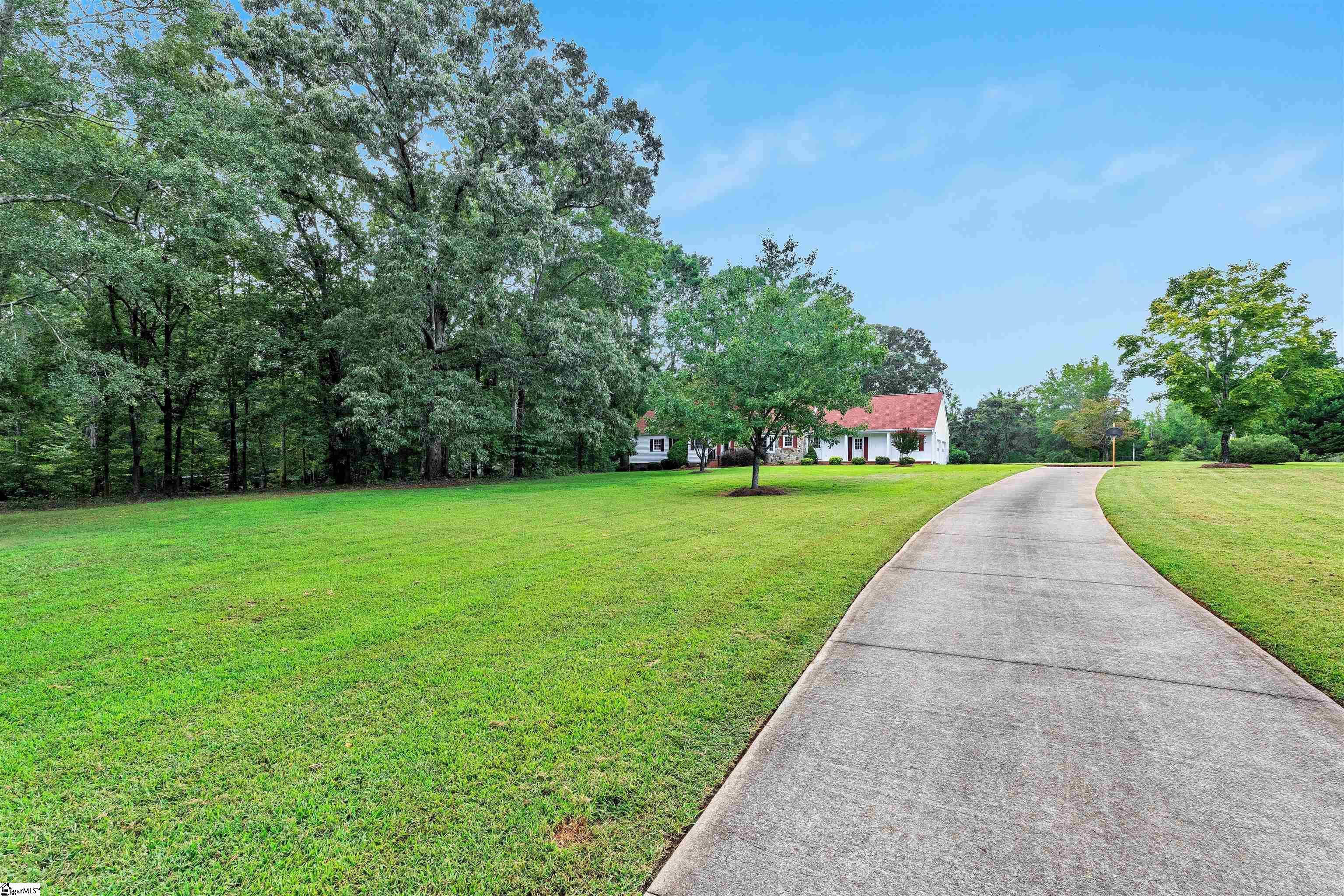 819 J C Cooper Road Fountain Inn, SC 29644
