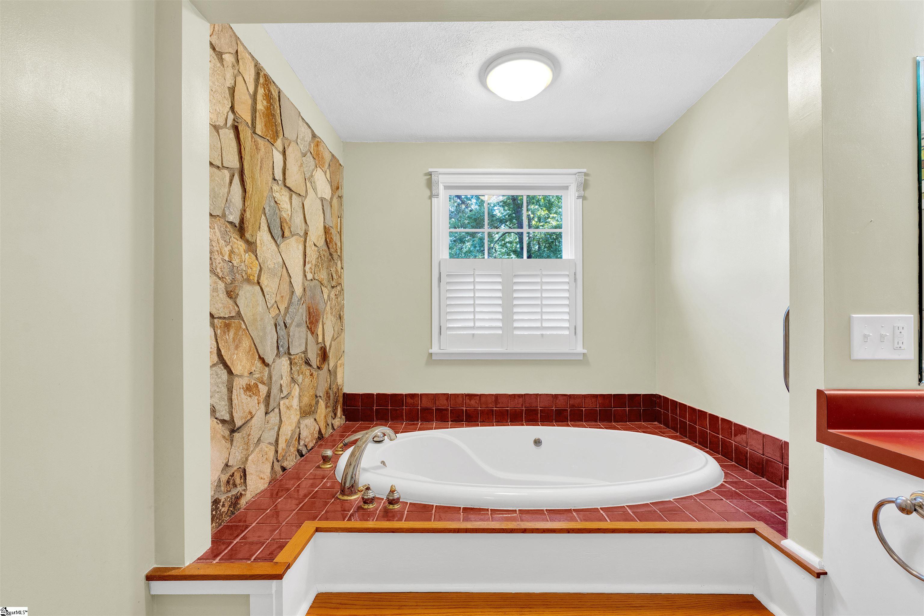 819 J C Cooper Road Fountain Inn, SC 29644