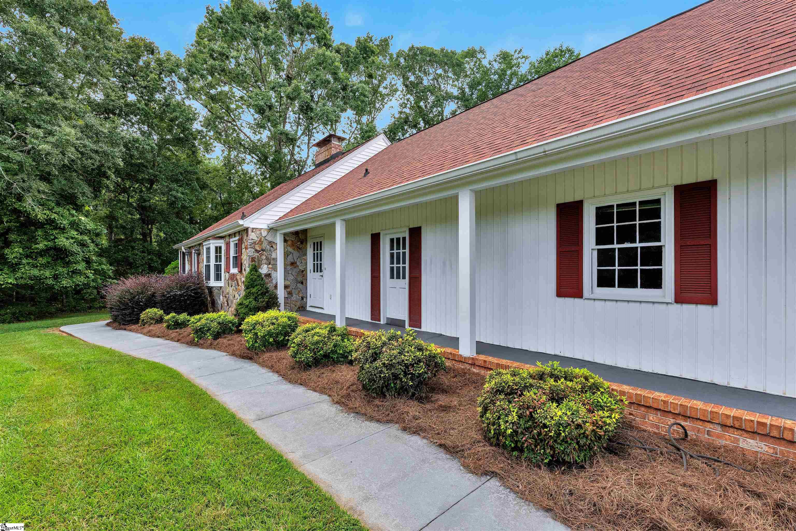 819 J C Cooper Road Fountain Inn, SC 29644