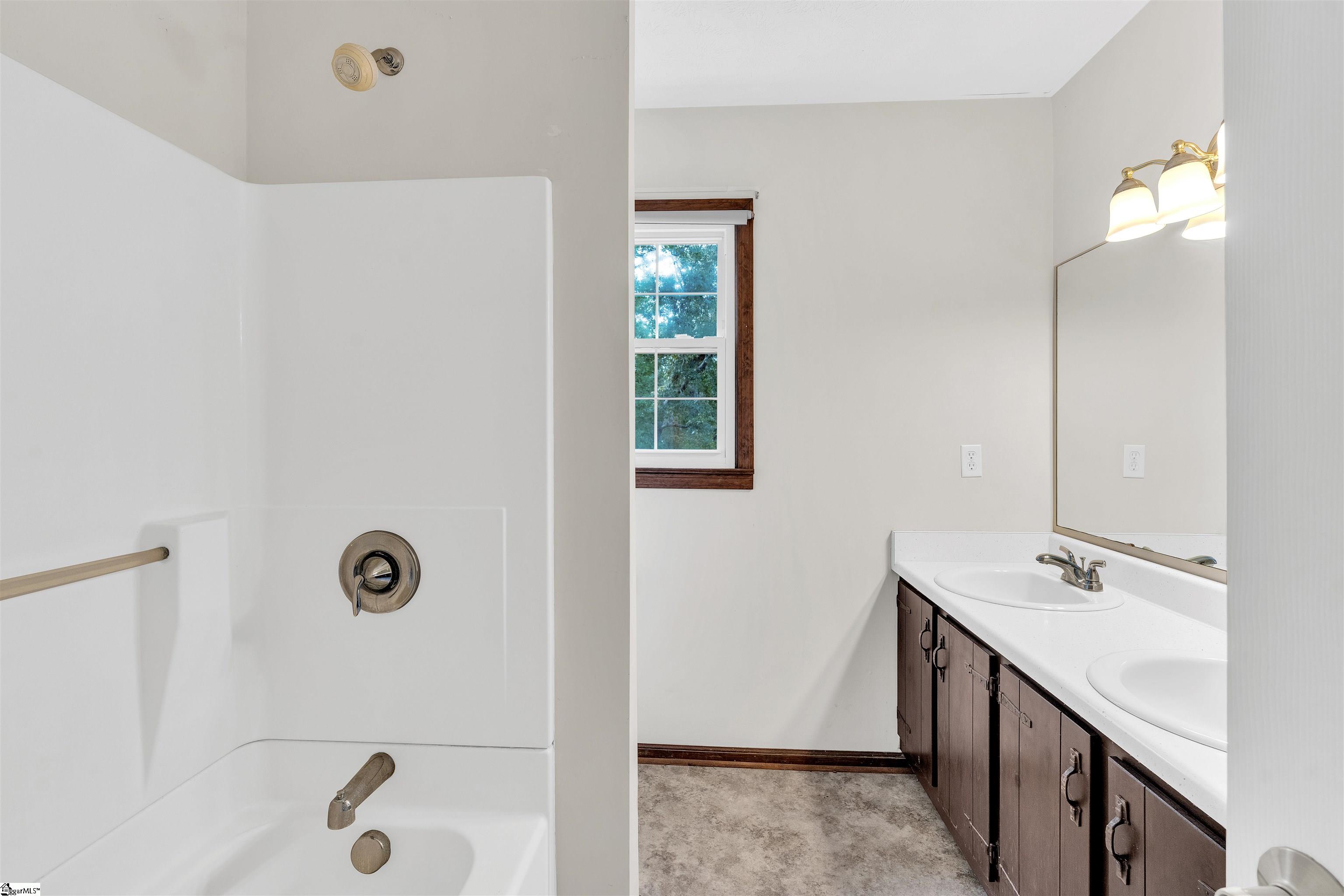 819 J C Cooper Road Fountain Inn, SC 29644