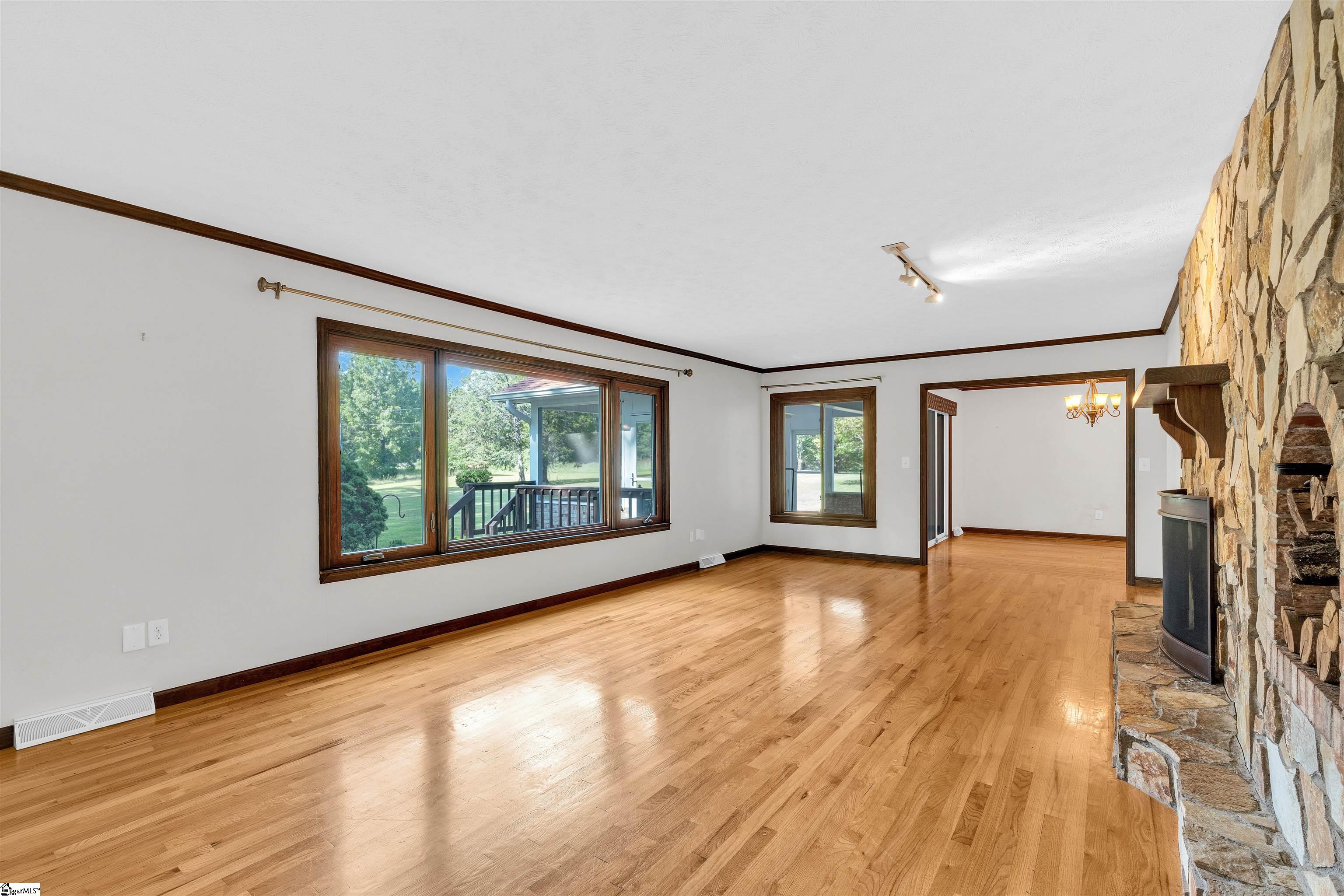 819 J C Cooper Road Fountain Inn, SC 29644