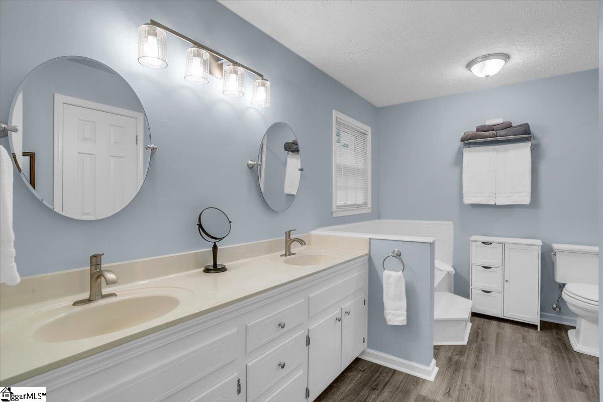 22 Crosswinds Way Greer, SC 29650