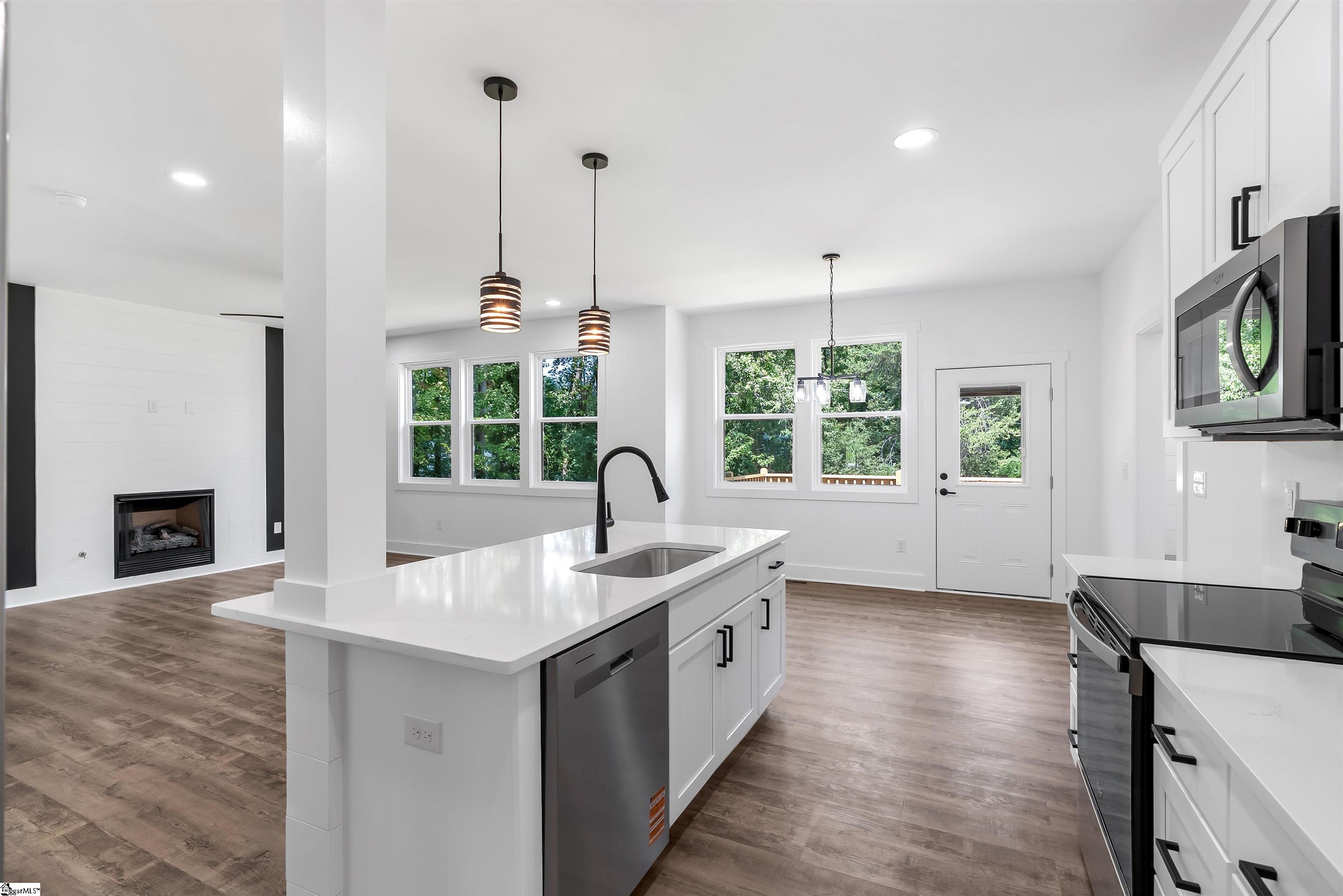 5 Bane Road Taylors, SC 29687