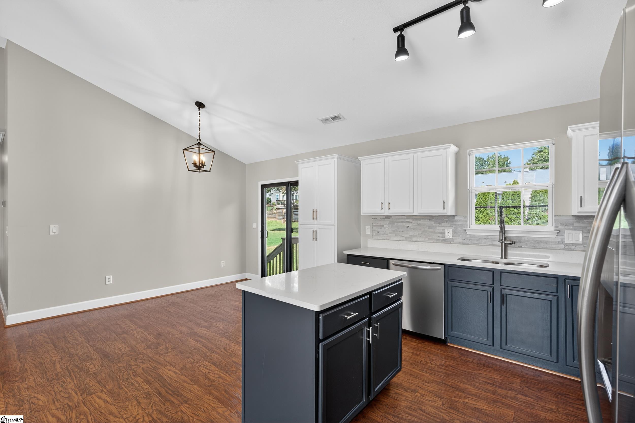 34 Spring Fellow Lane Taylors, SC 29687
