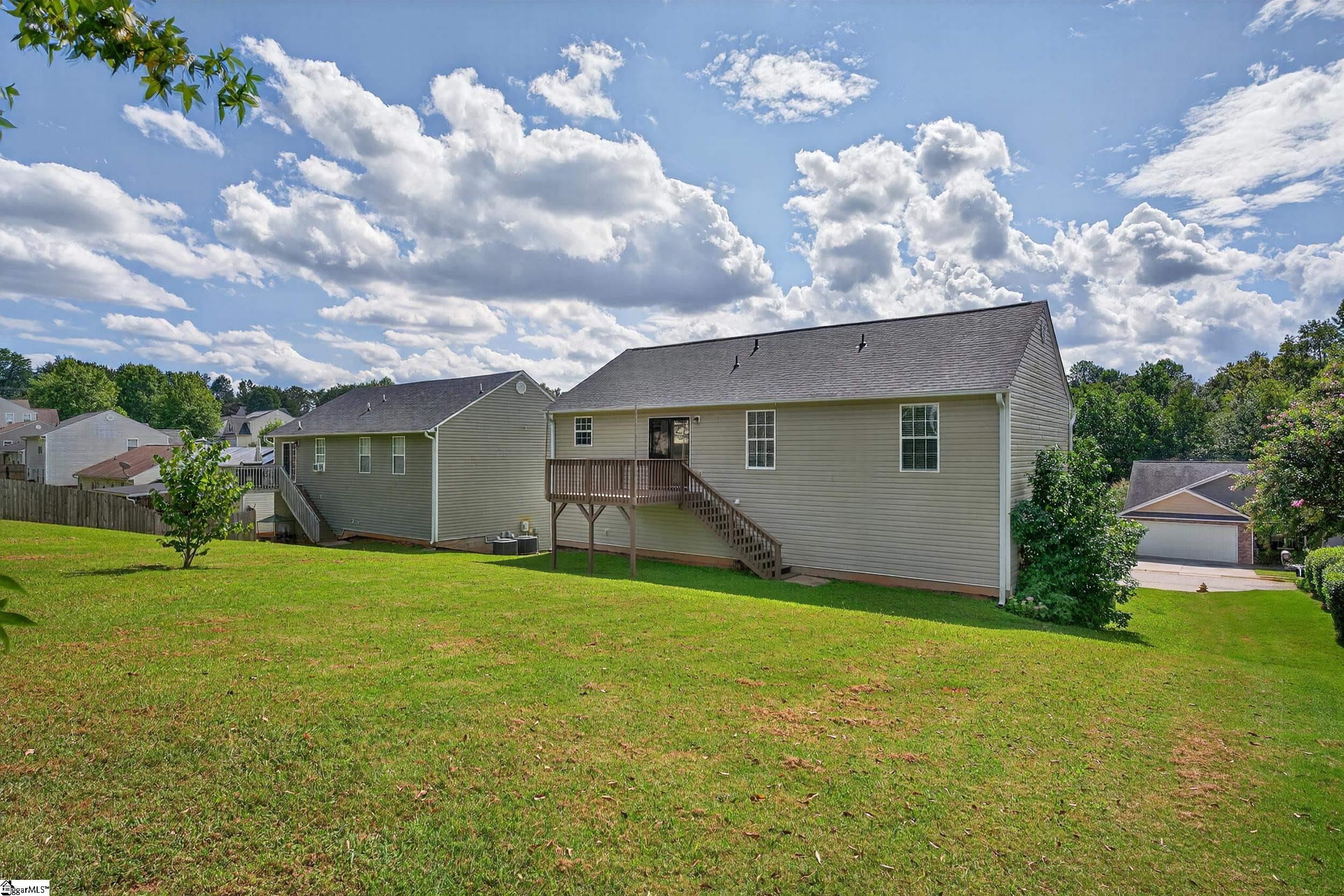 34 Spring Fellow Lane Taylors, SC 29687