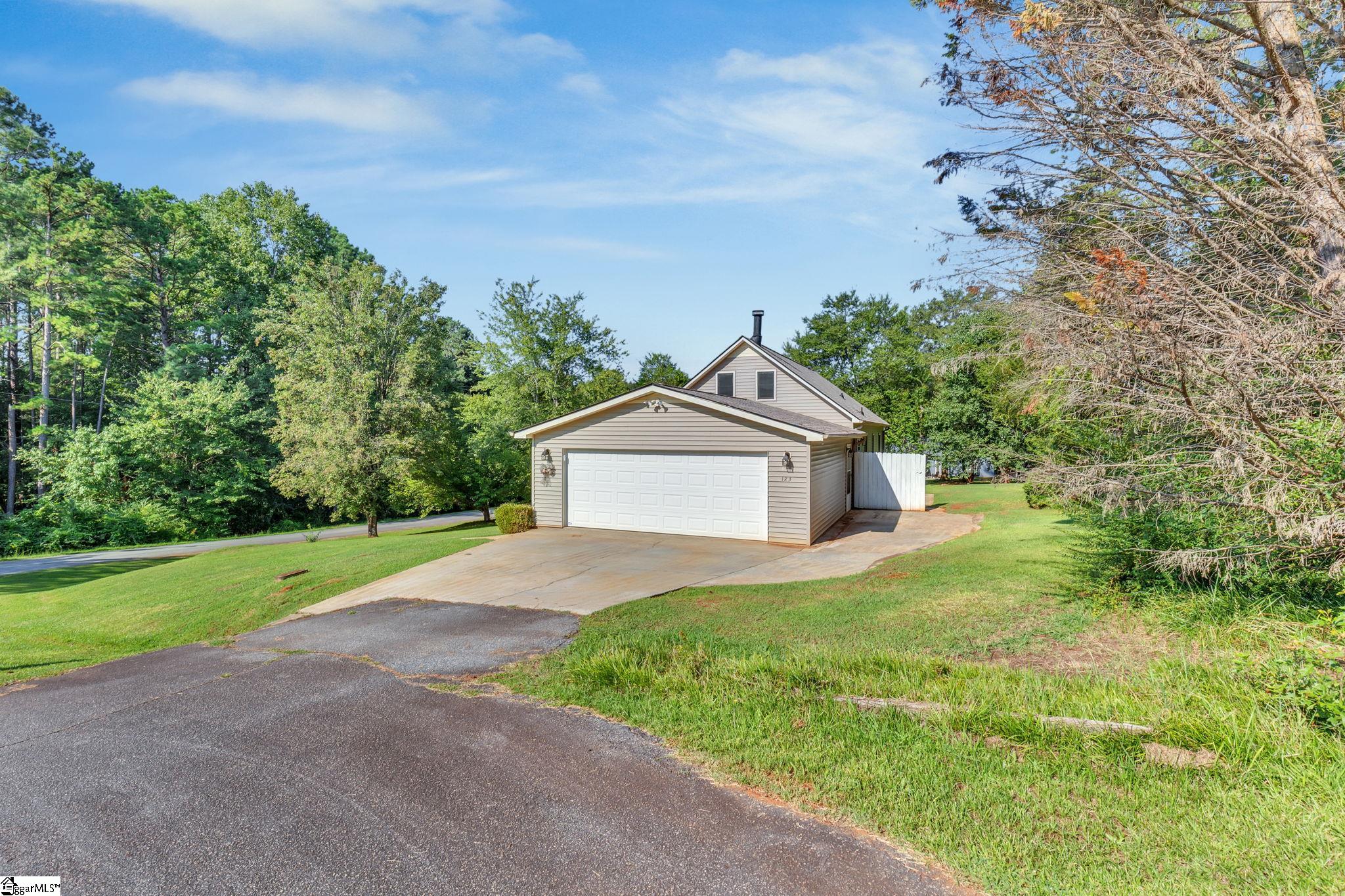 123 Dalton Drive Liberty, SC 29657