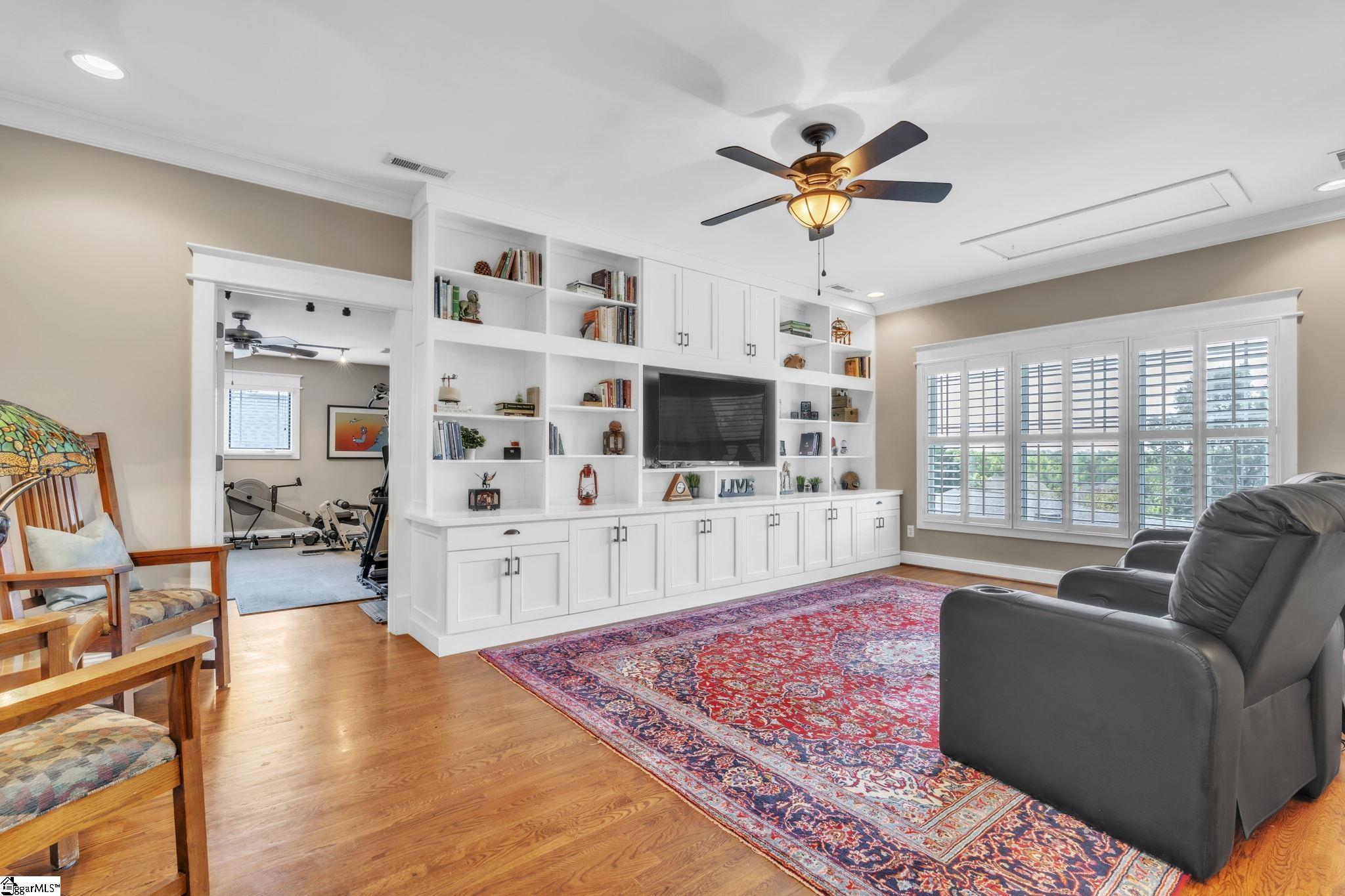 16 Plyler Drive Greenville, SC 29617