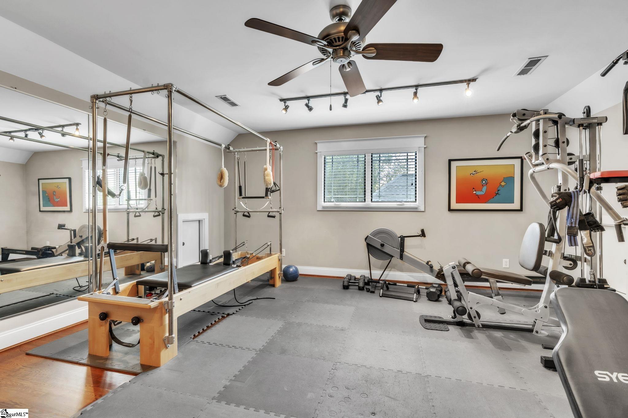 16 Plyler Drive Greenville, SC 29617