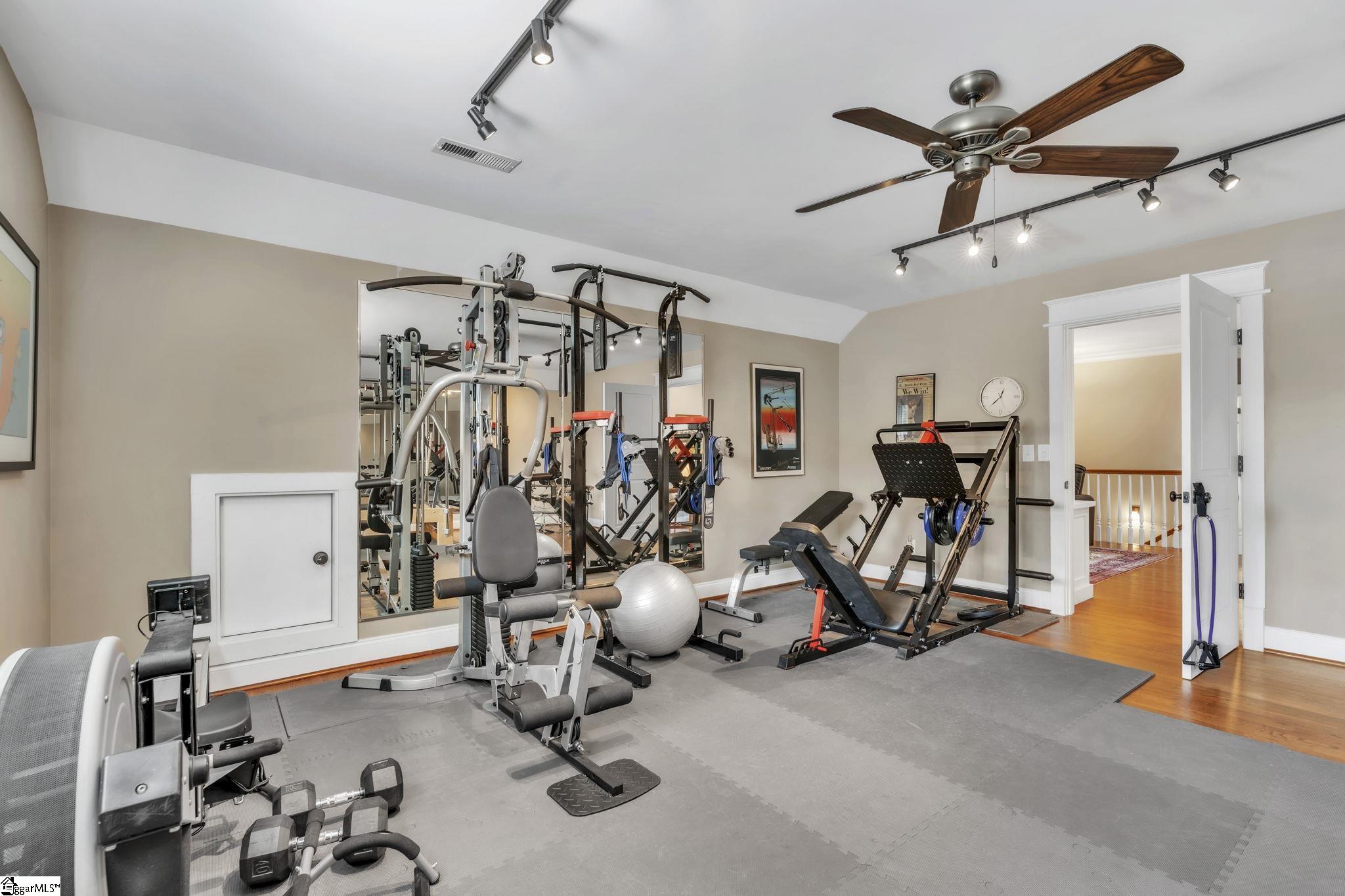 16 Plyler Drive Greenville, SC 29617