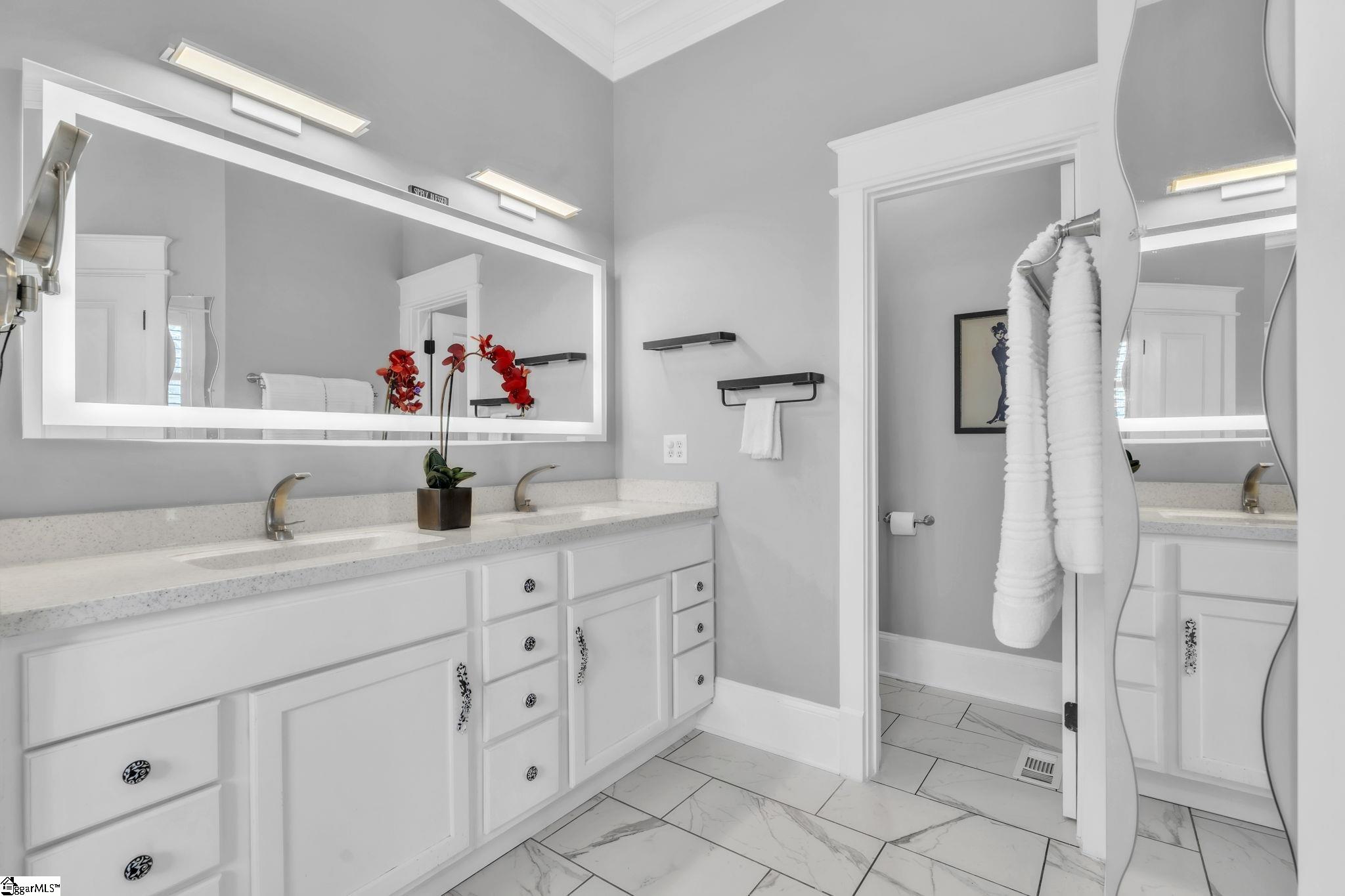 16 Plyler Drive Greenville, SC 29617