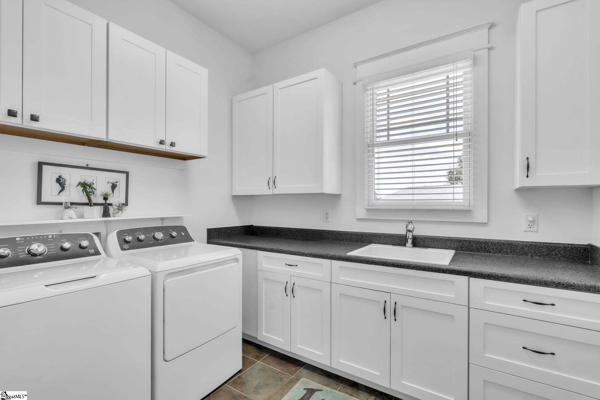16 Plyler Drive Greenville, SC 29617
