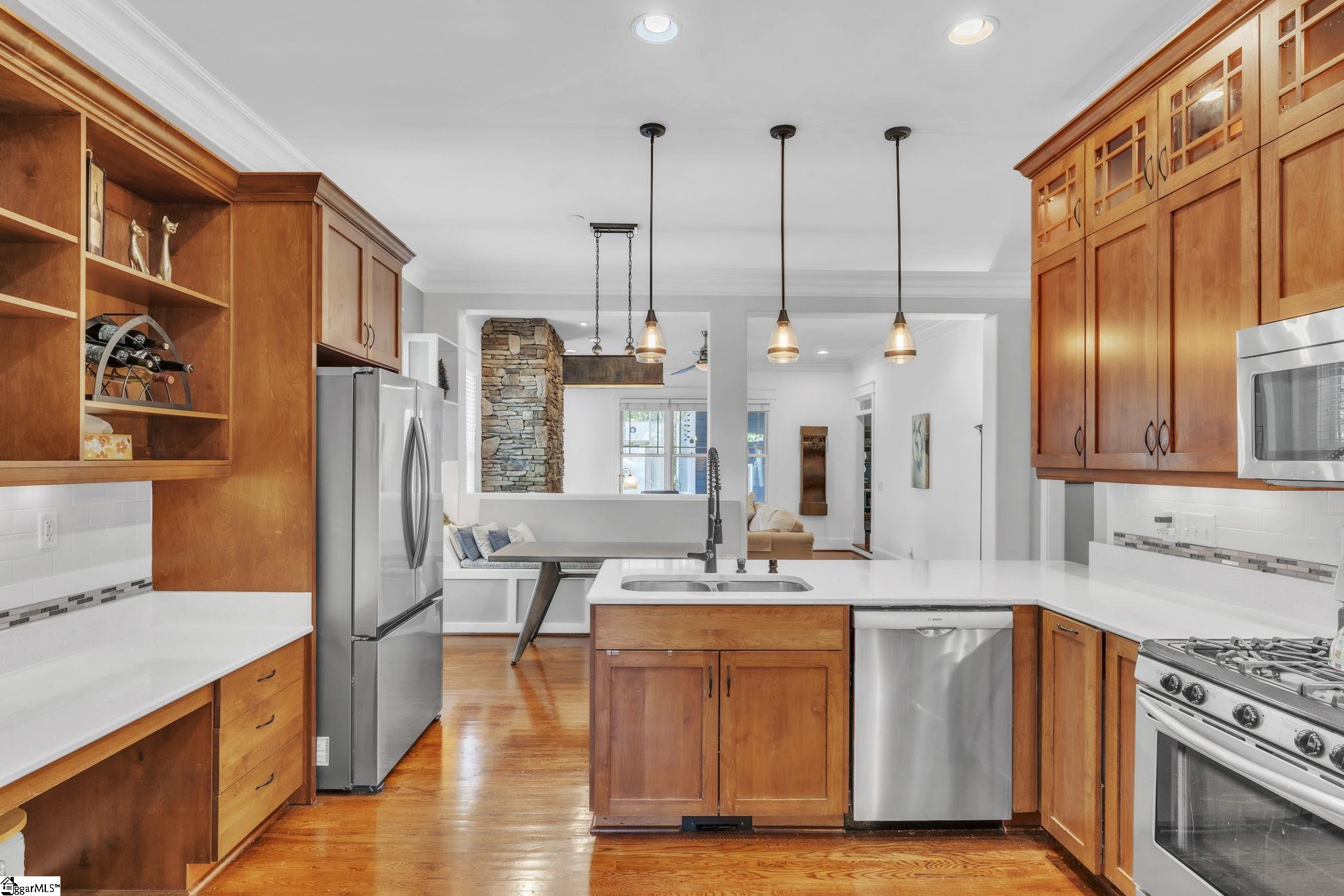 16 Plyler Drive Greenville, SC 29617