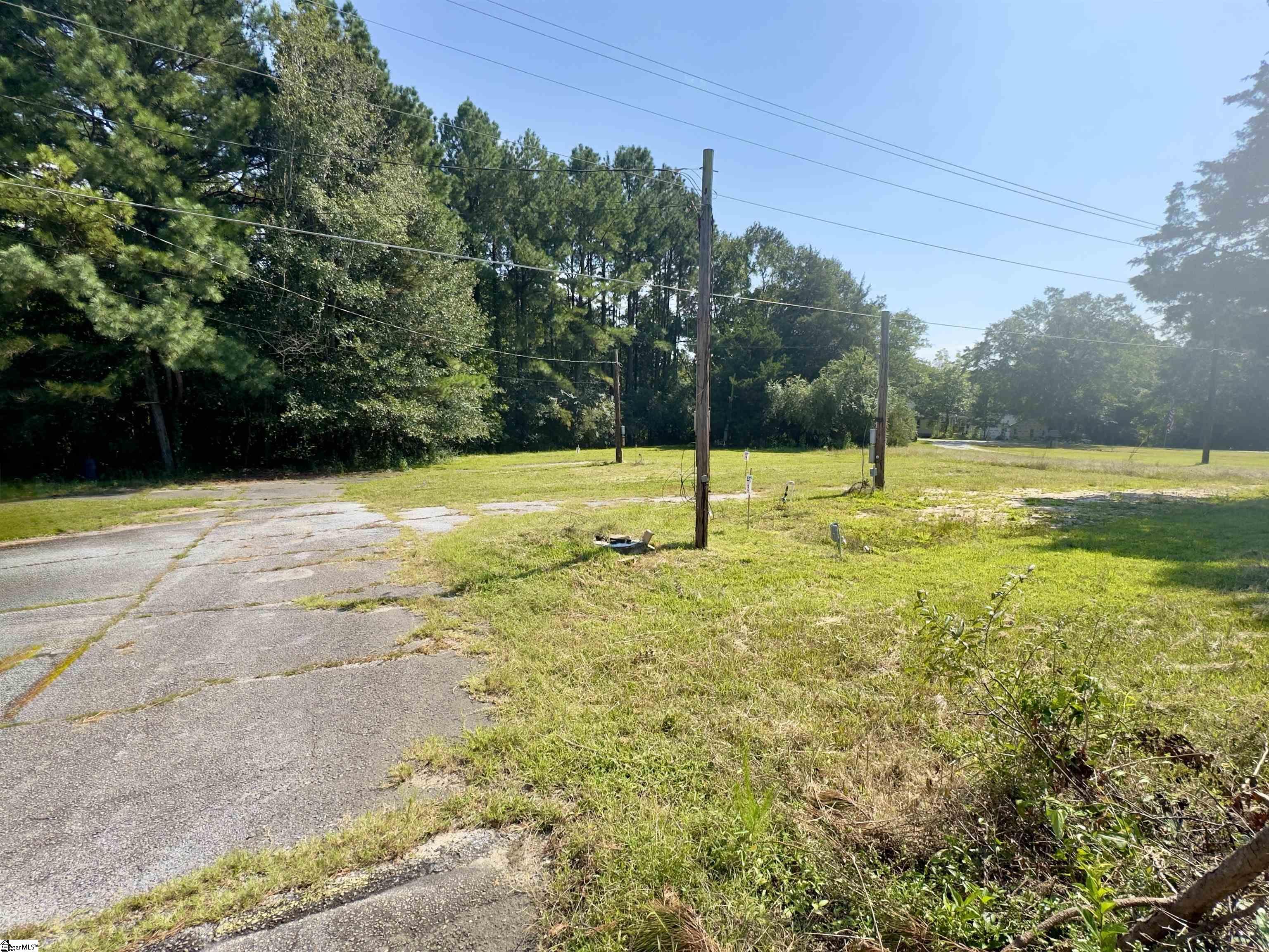 13250 W Highway Gray Court, SC 29645