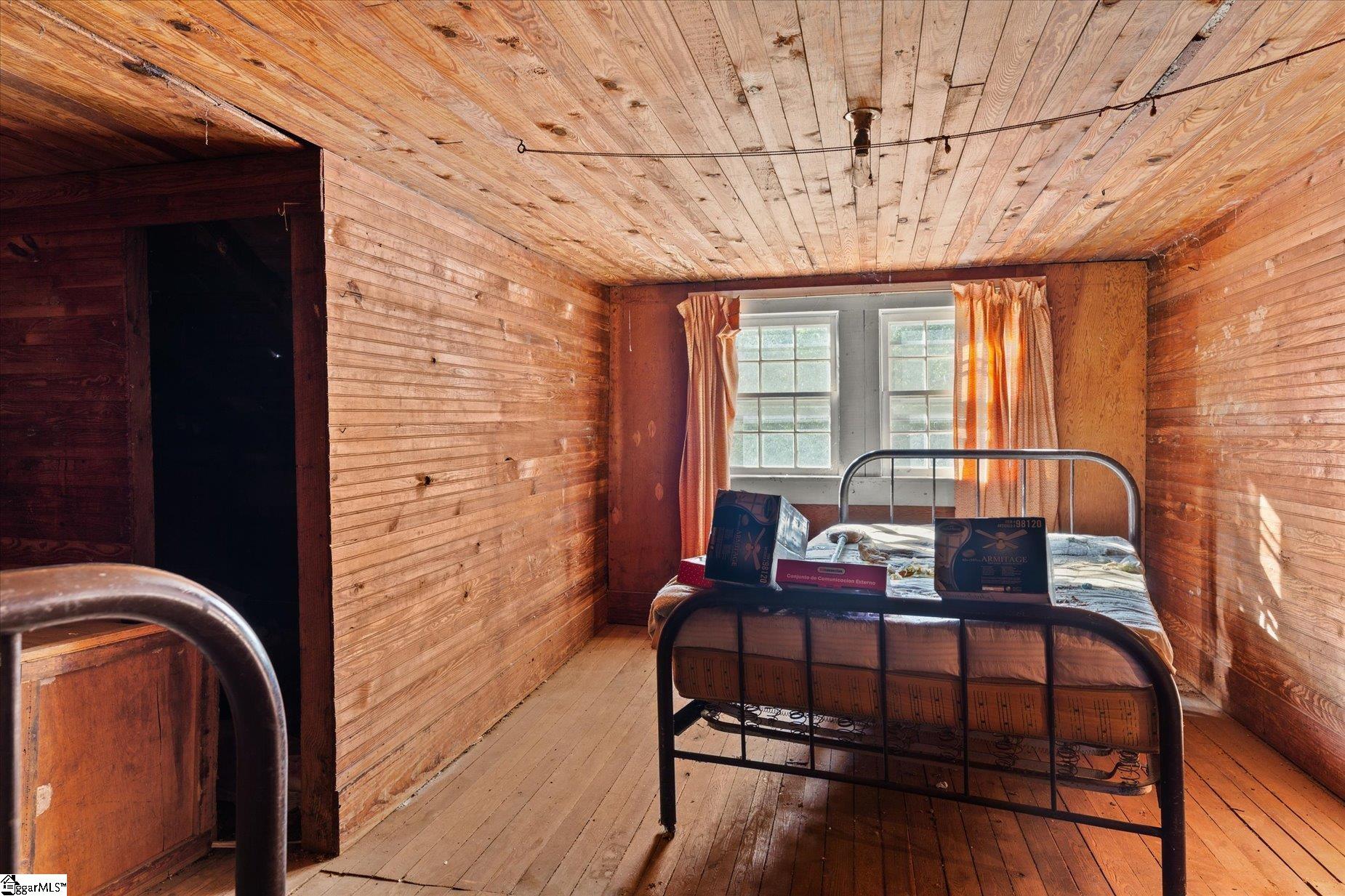 737 Burnt Mill Creek Road Mountville, SC 29370