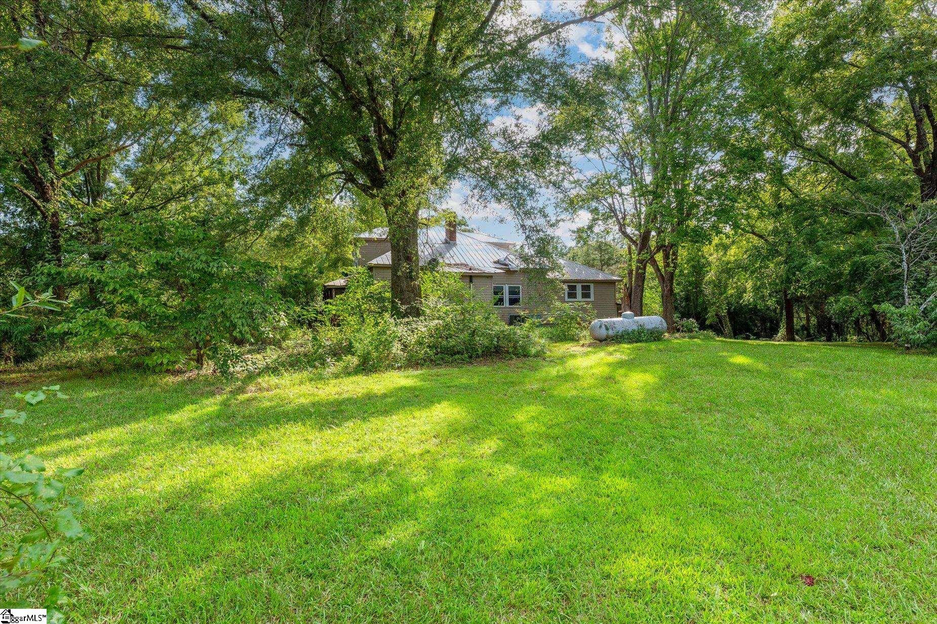 737 Burnt Mill Creek Road Mountville, SC 29370