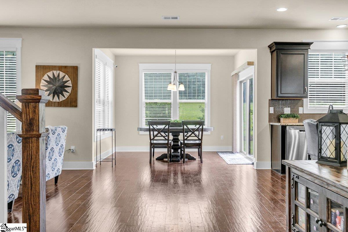 128 Summer Oak Lane Simpsonville, SC 29680