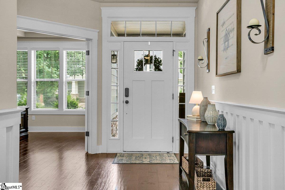 128 Summer Oak Lane Simpsonville, SC 29680