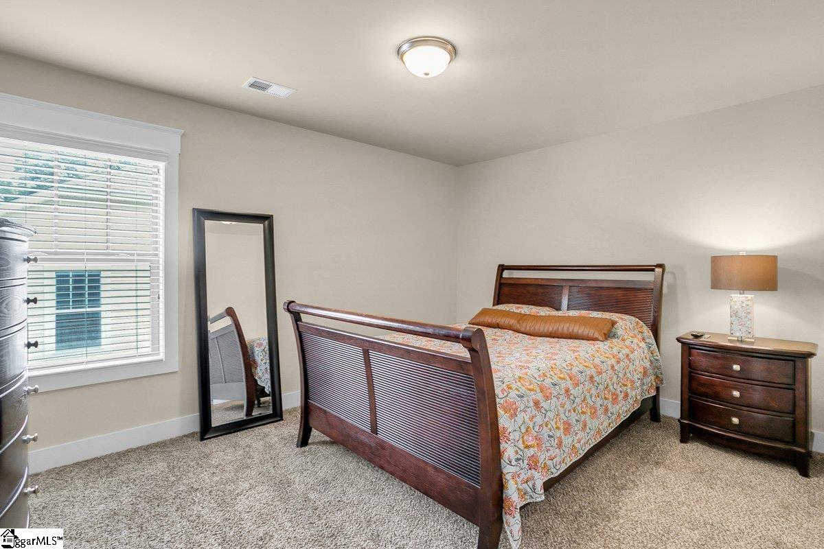 128 Summer Oak Lane Simpsonville, SC 29680