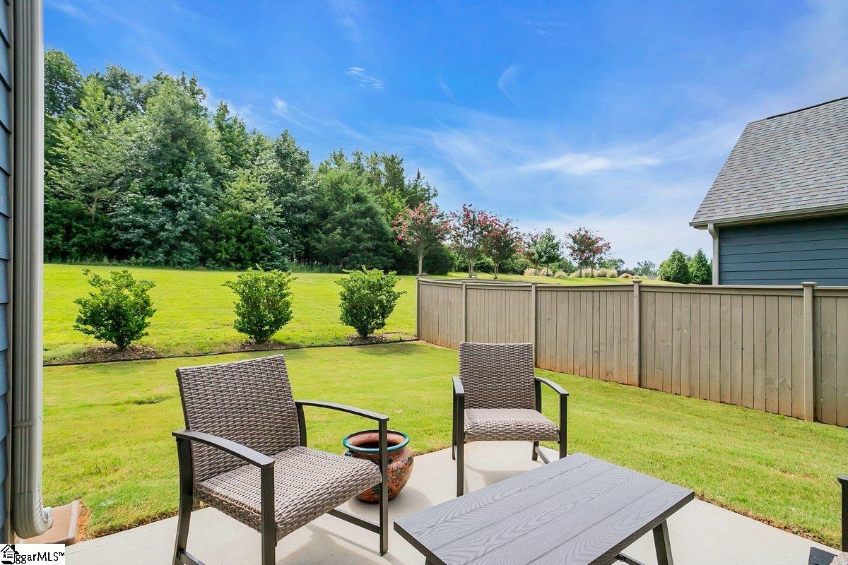 128 Summer Oak Lane Simpsonville, SC 29680