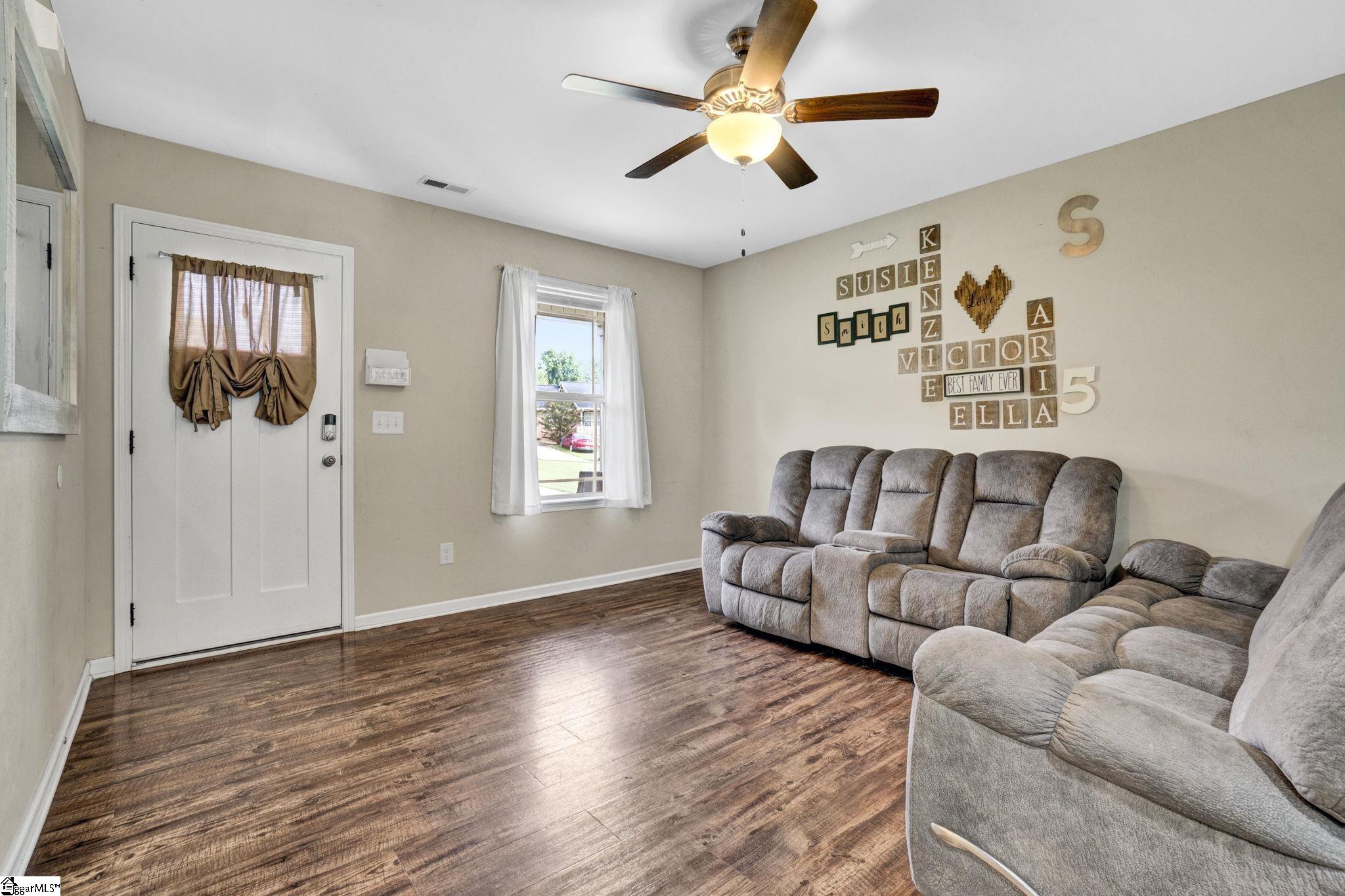 422 Mount Hood Drive Inman, SC 29349