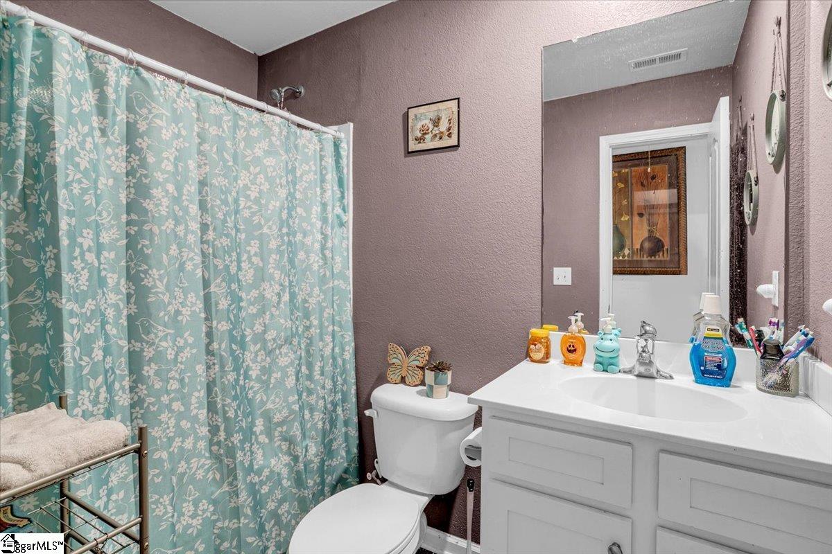 3002 Wingadee Drive Inman, SC 29349